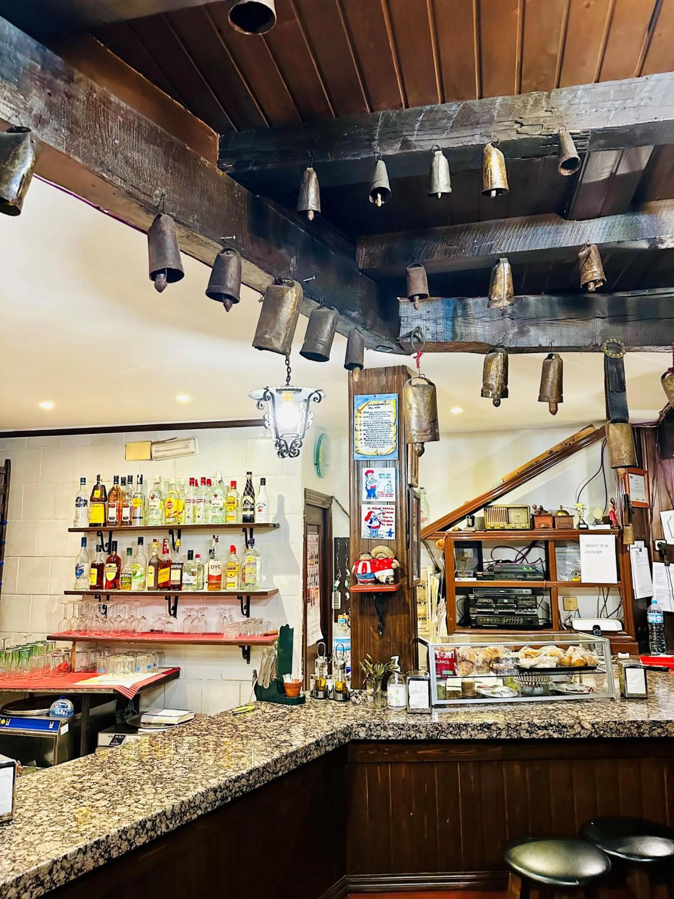 Hostal La Taberna
