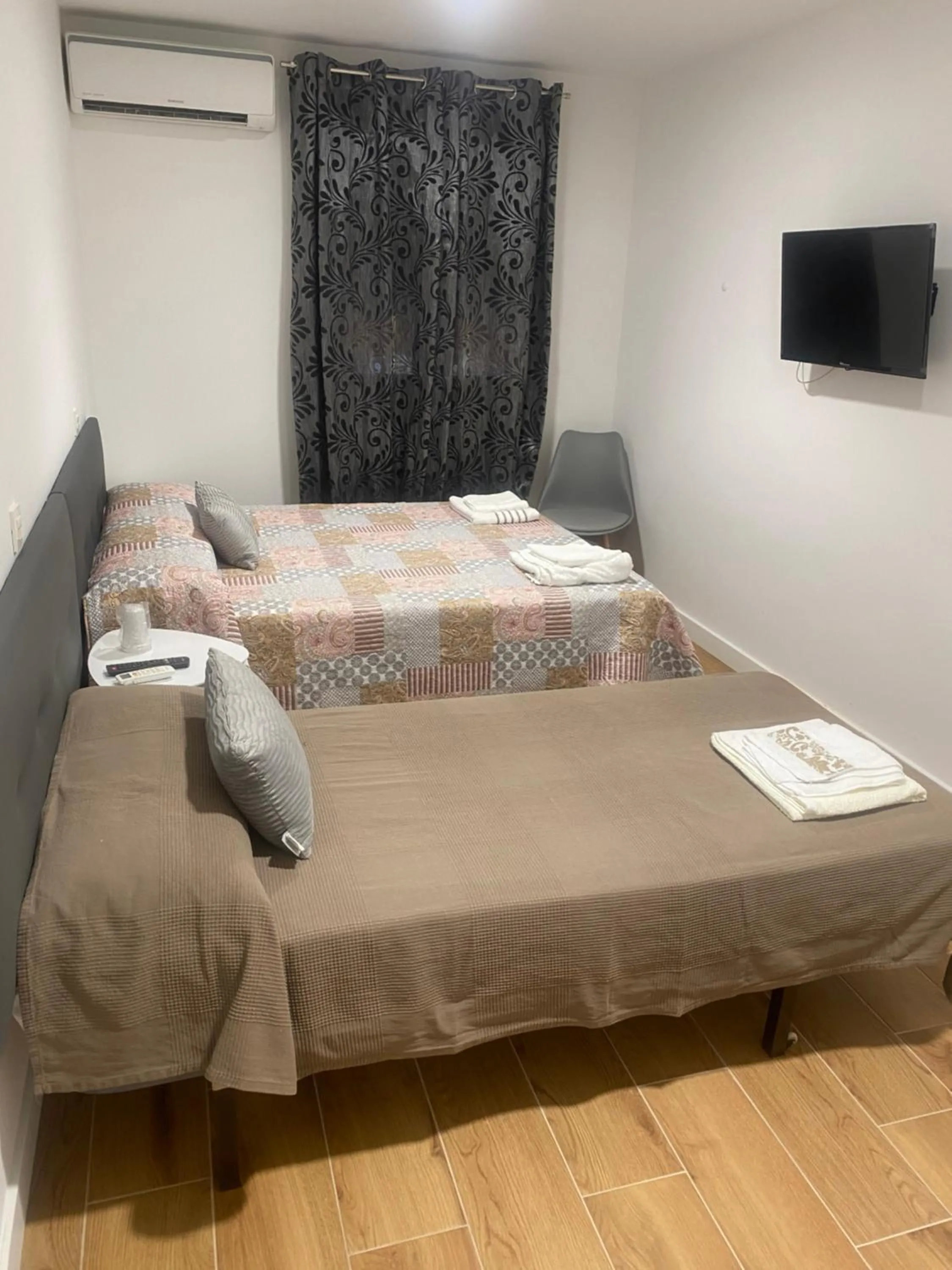 Bed in Hostal La Taberna
