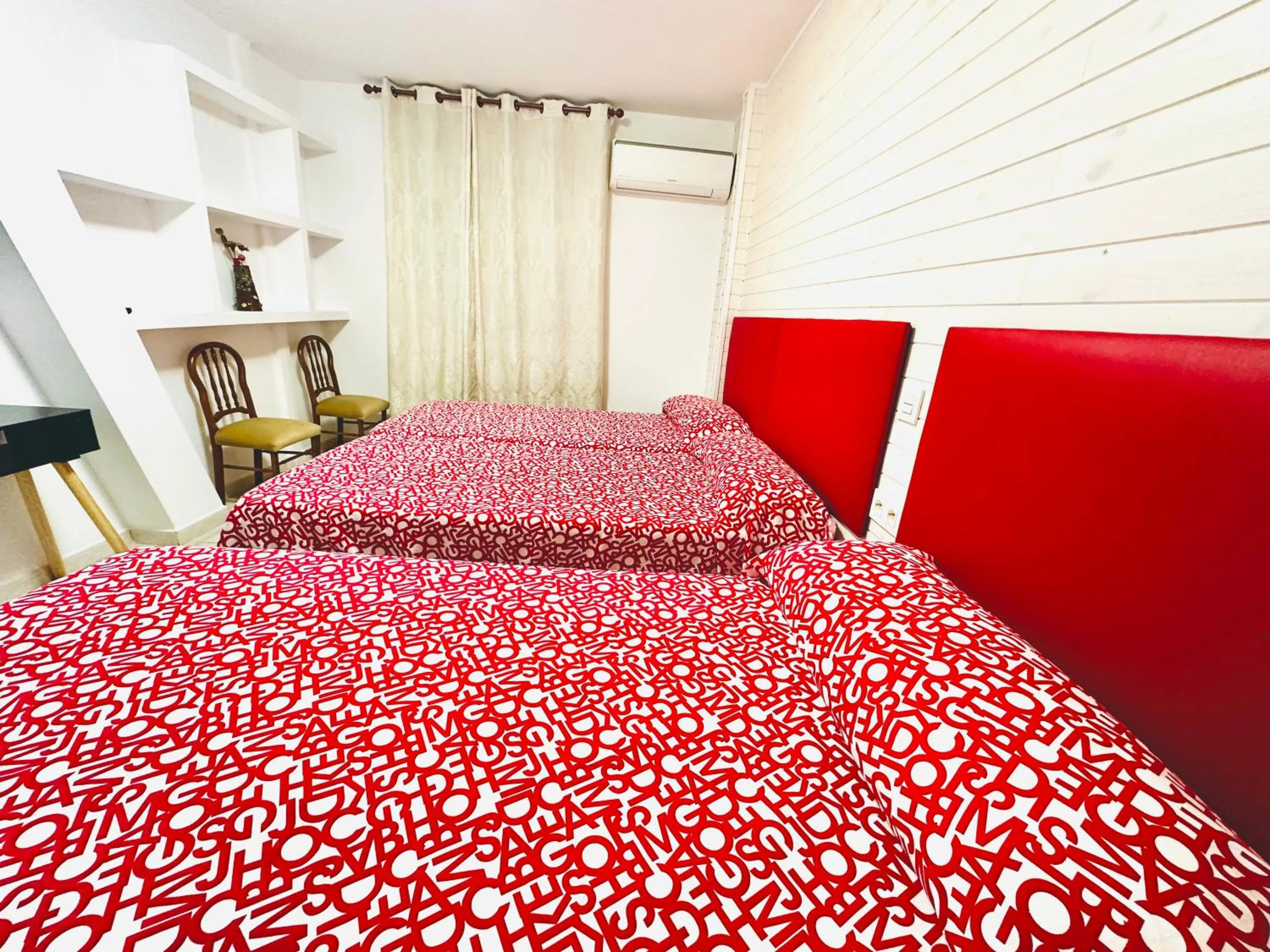 Bed in Hostal La Taberna