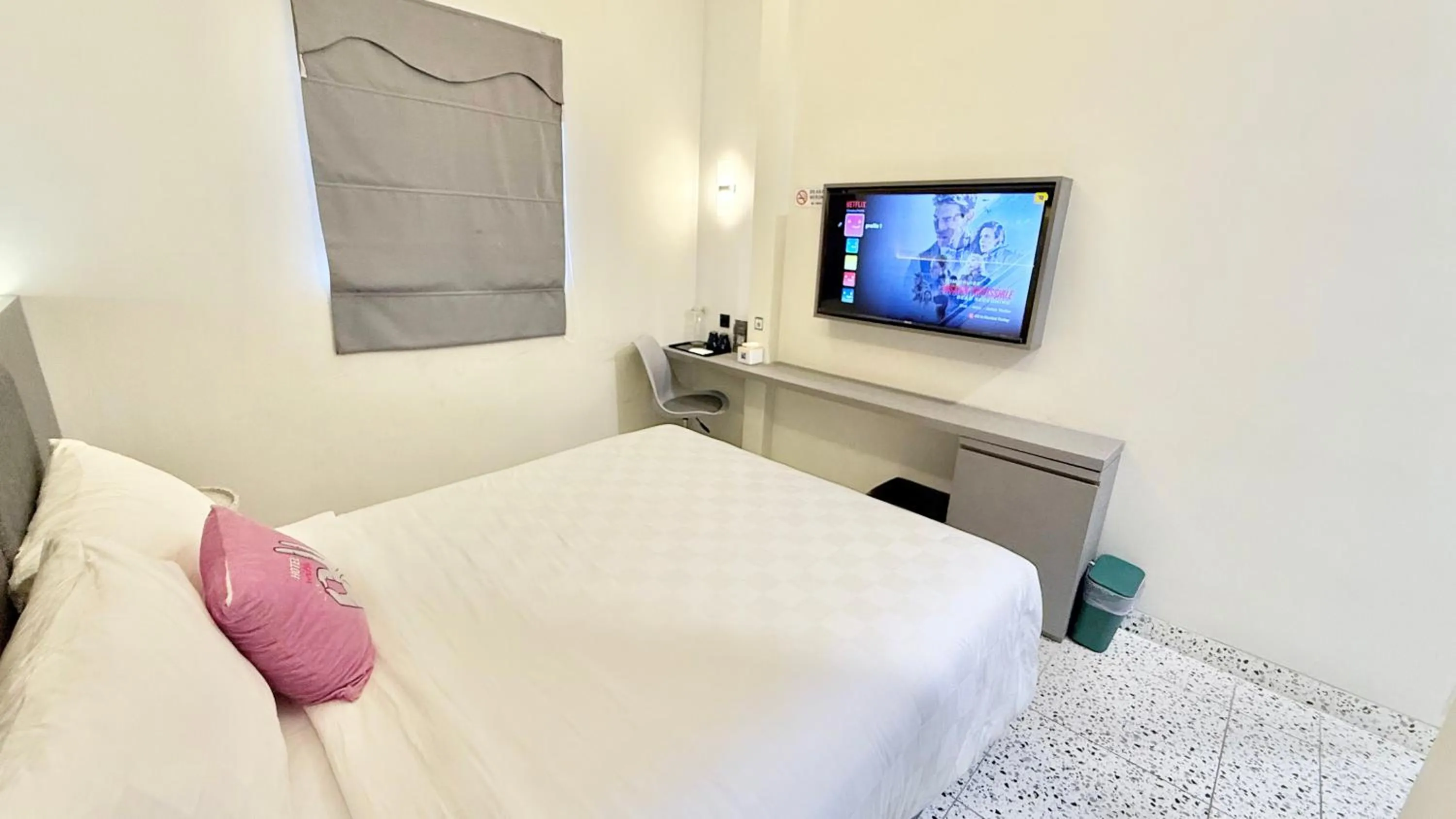 Bed in Hotel WITH OK