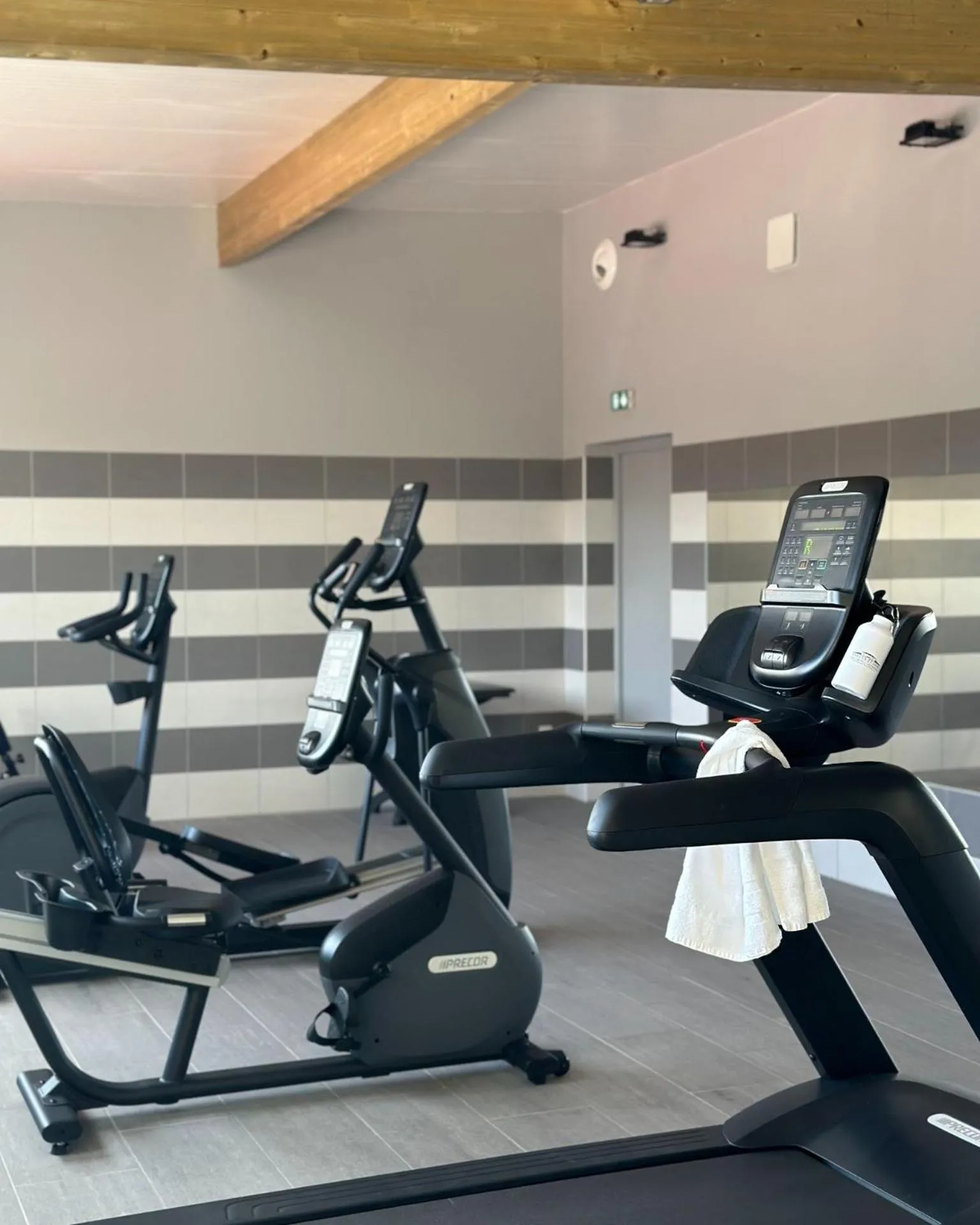 Fitness centre/facilities in Kyriad Sens