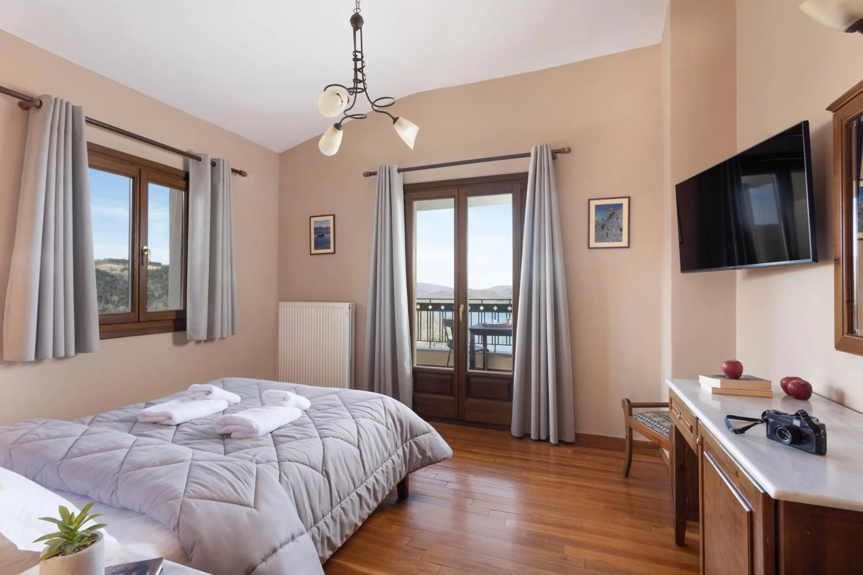 Bedroom, Bed in Ktima Alonaki