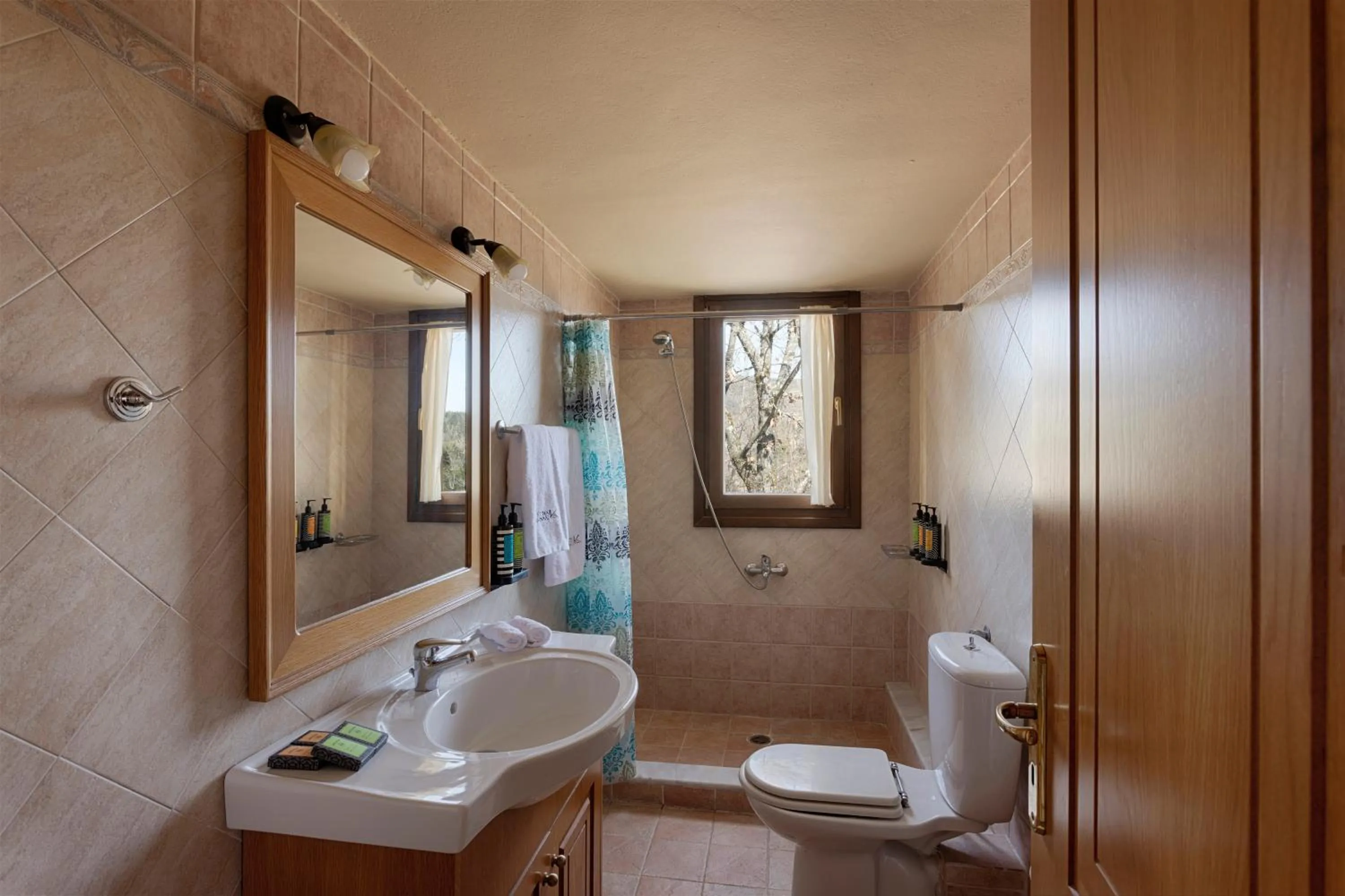 Bathroom in Ktima Alonaki