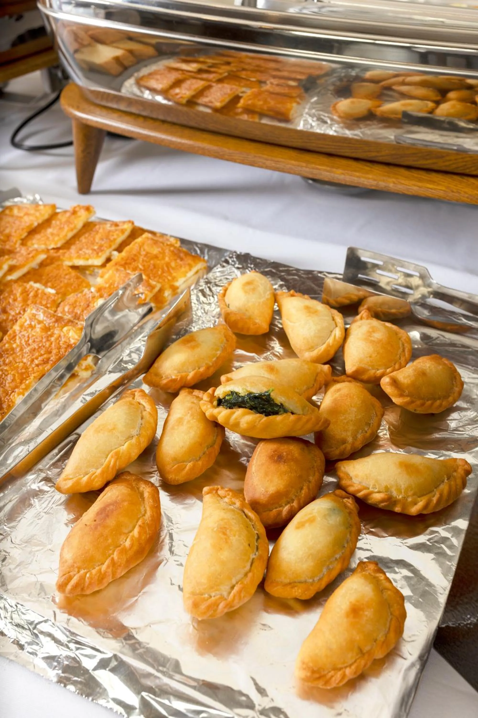 Buffet breakfast in Ktima Alonaki