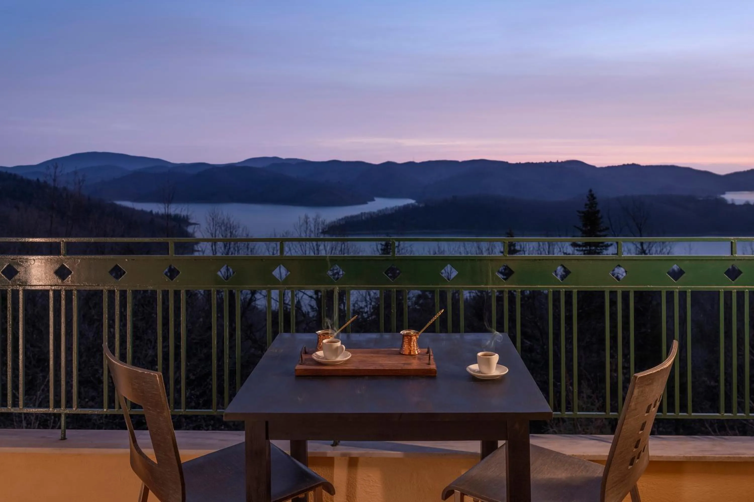 Lake view in Ktima Alonaki