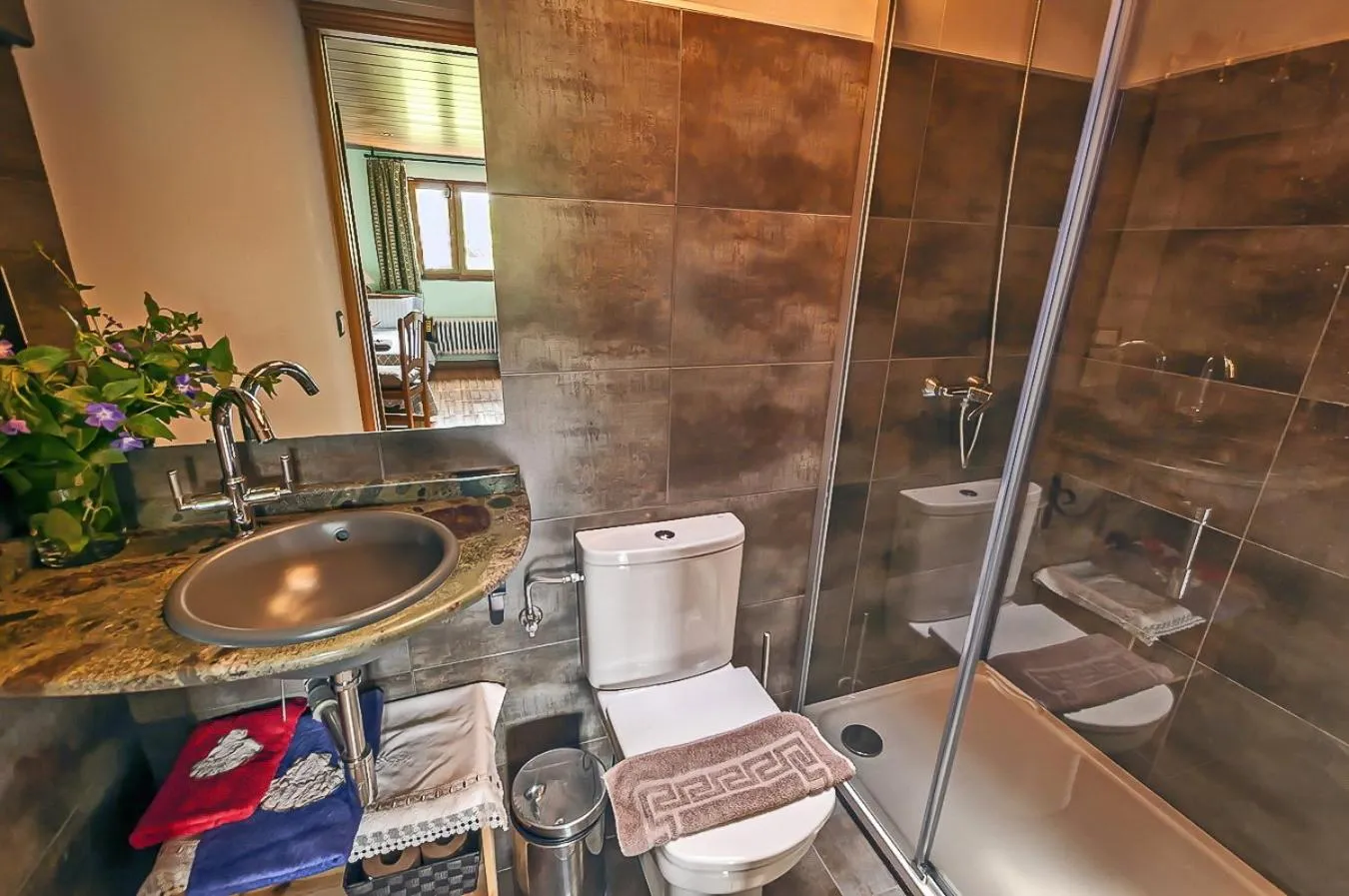 Bathroom in La Trucha del Arco Iris