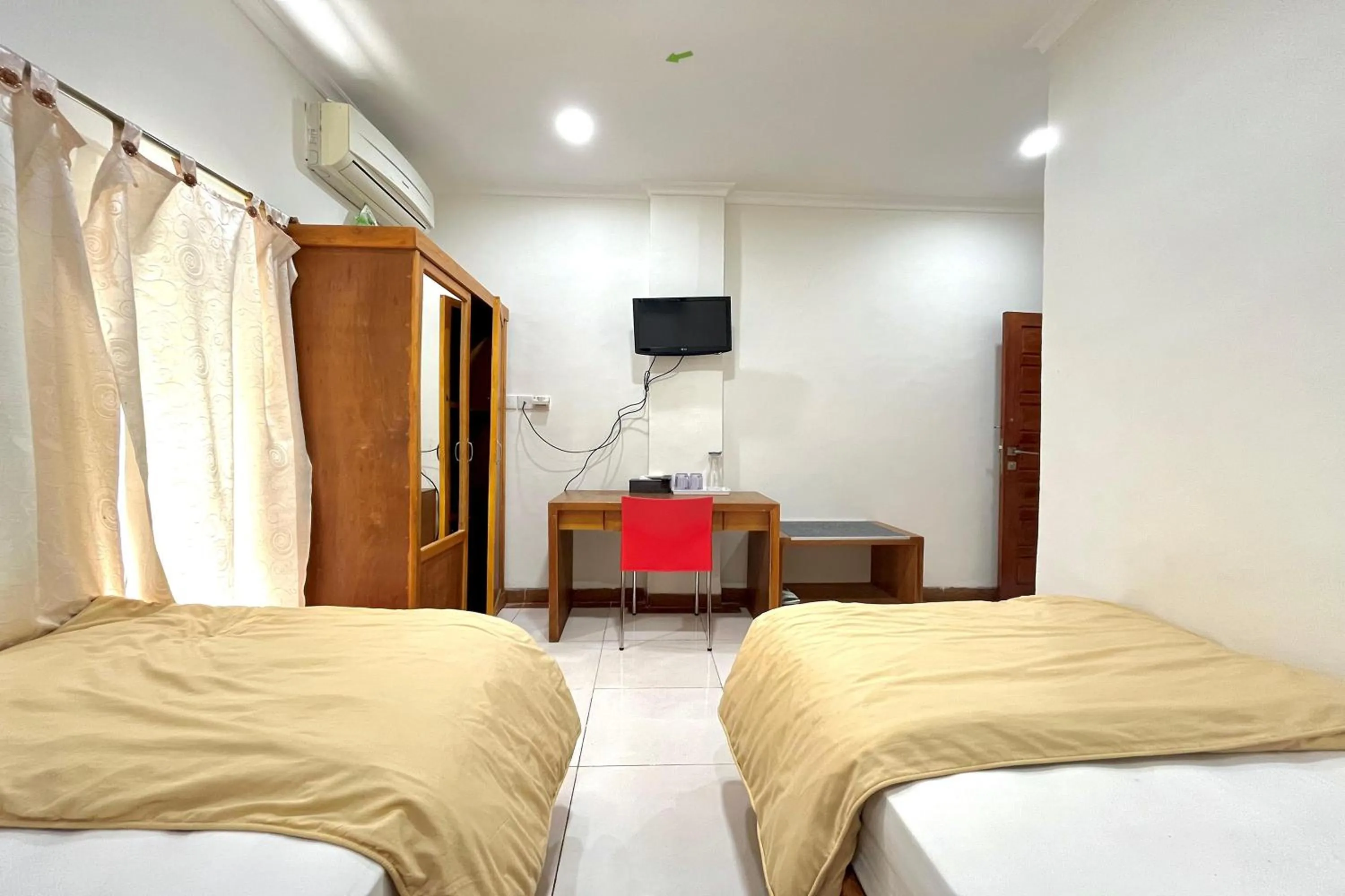 Bed in Maison Hotel Bukittinggi