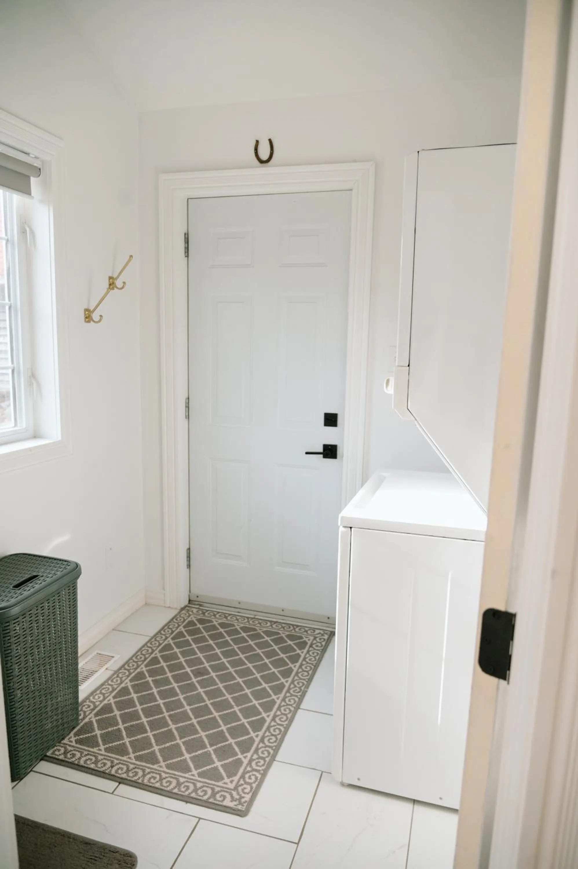 Groundswell Pub & Inn