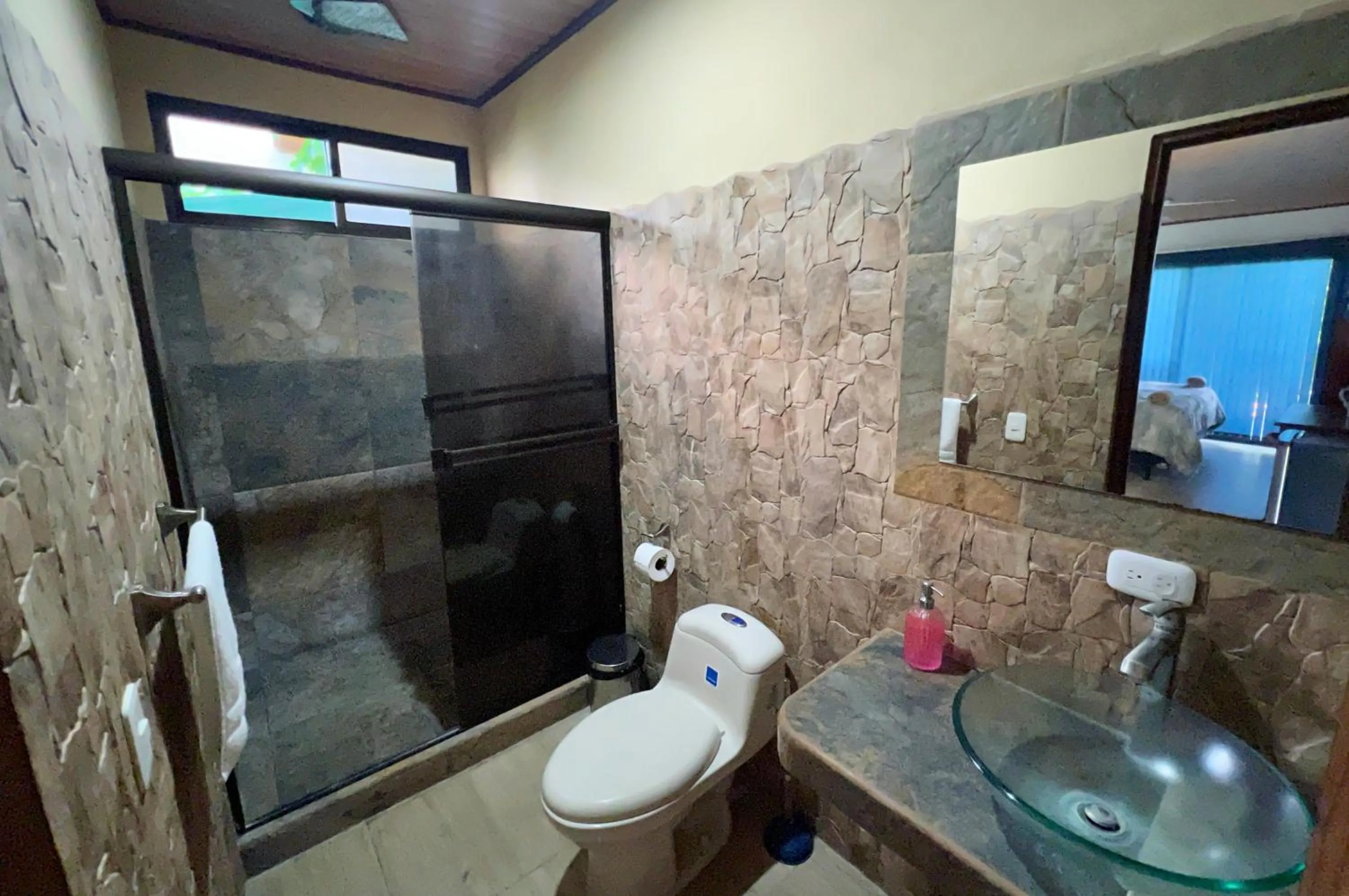 Bathroom in Blue Dream Kite Boarding Resort Costa Rica