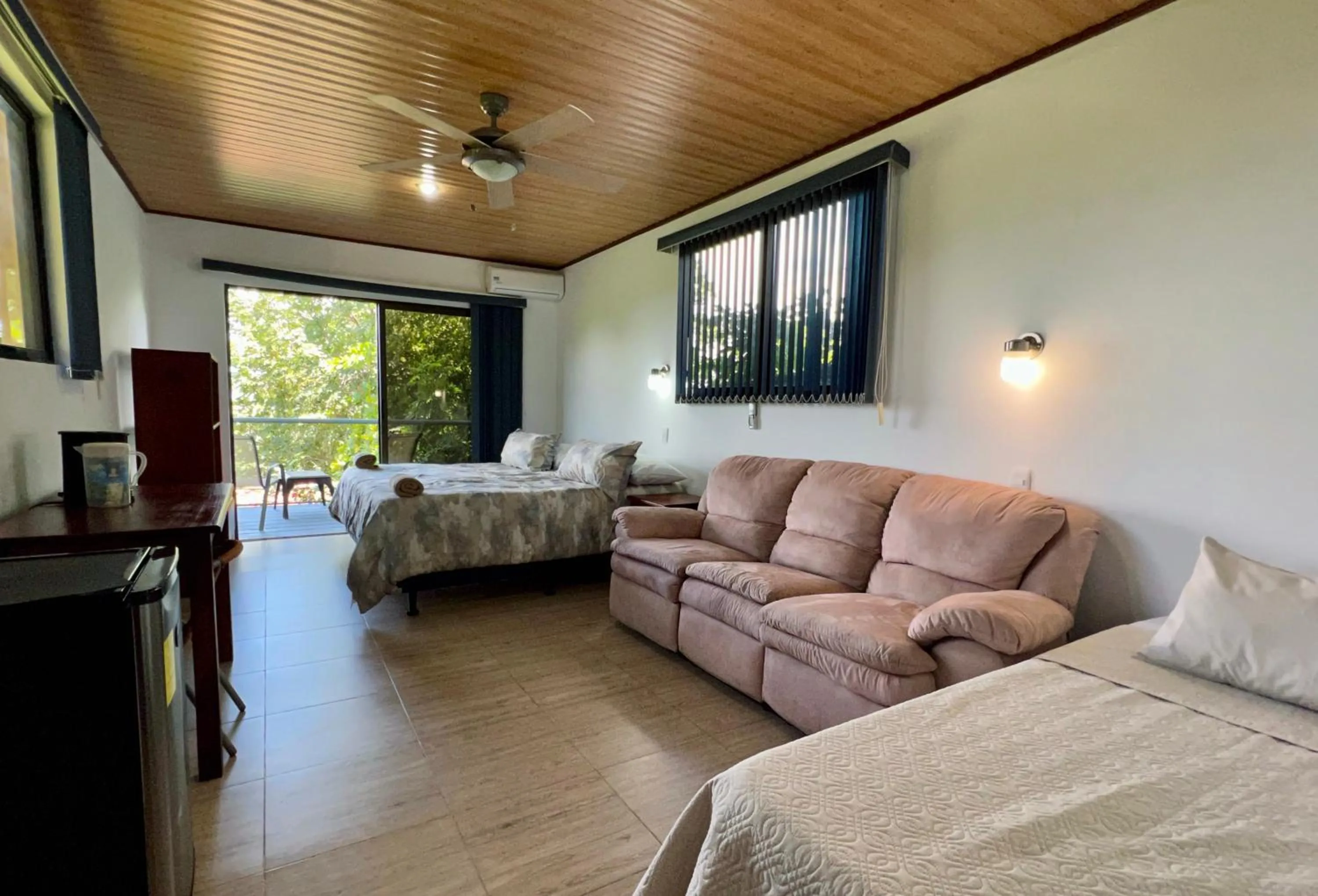 Bedroom, Bed in Blue Dream Kite Boarding Resort Costa Rica