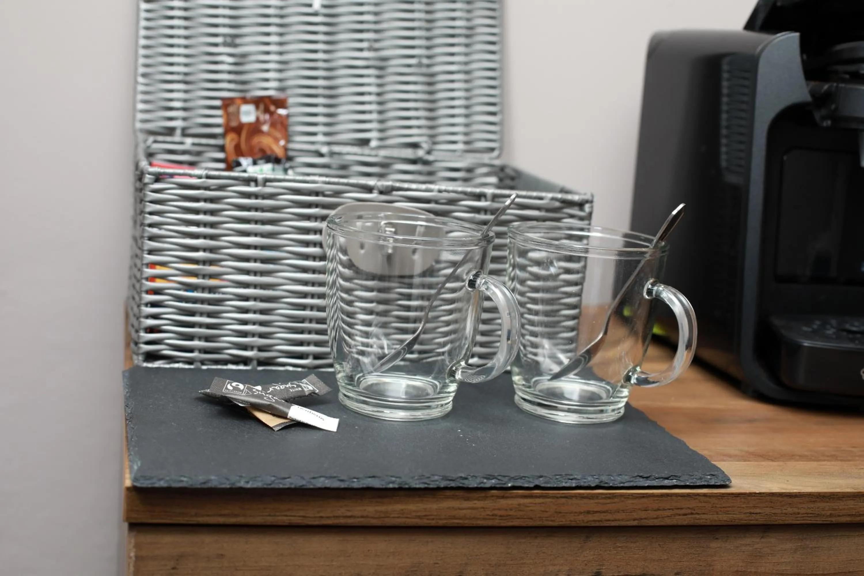 Coffee/tea facilities in OYO Glyn Valley Hotel