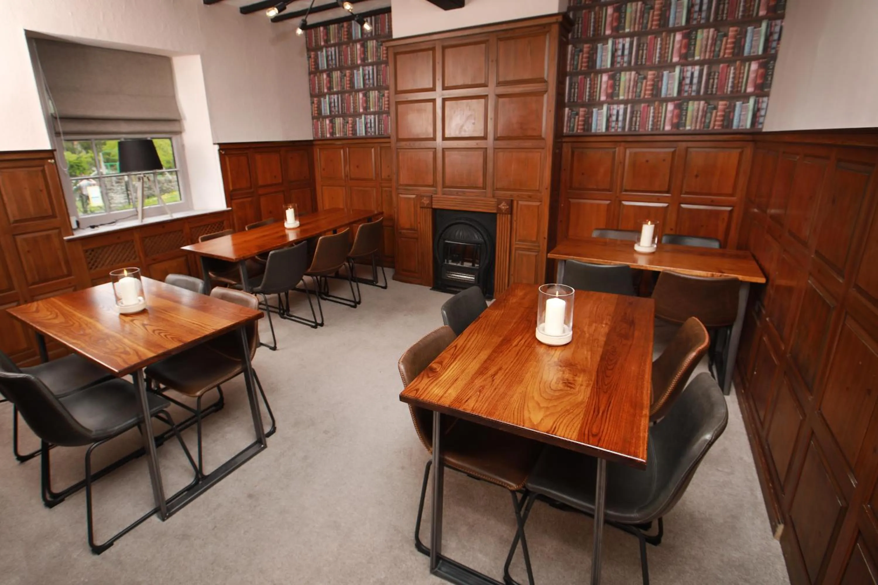 Restaurant/places to eat in OYO Glyn Valley Hotel