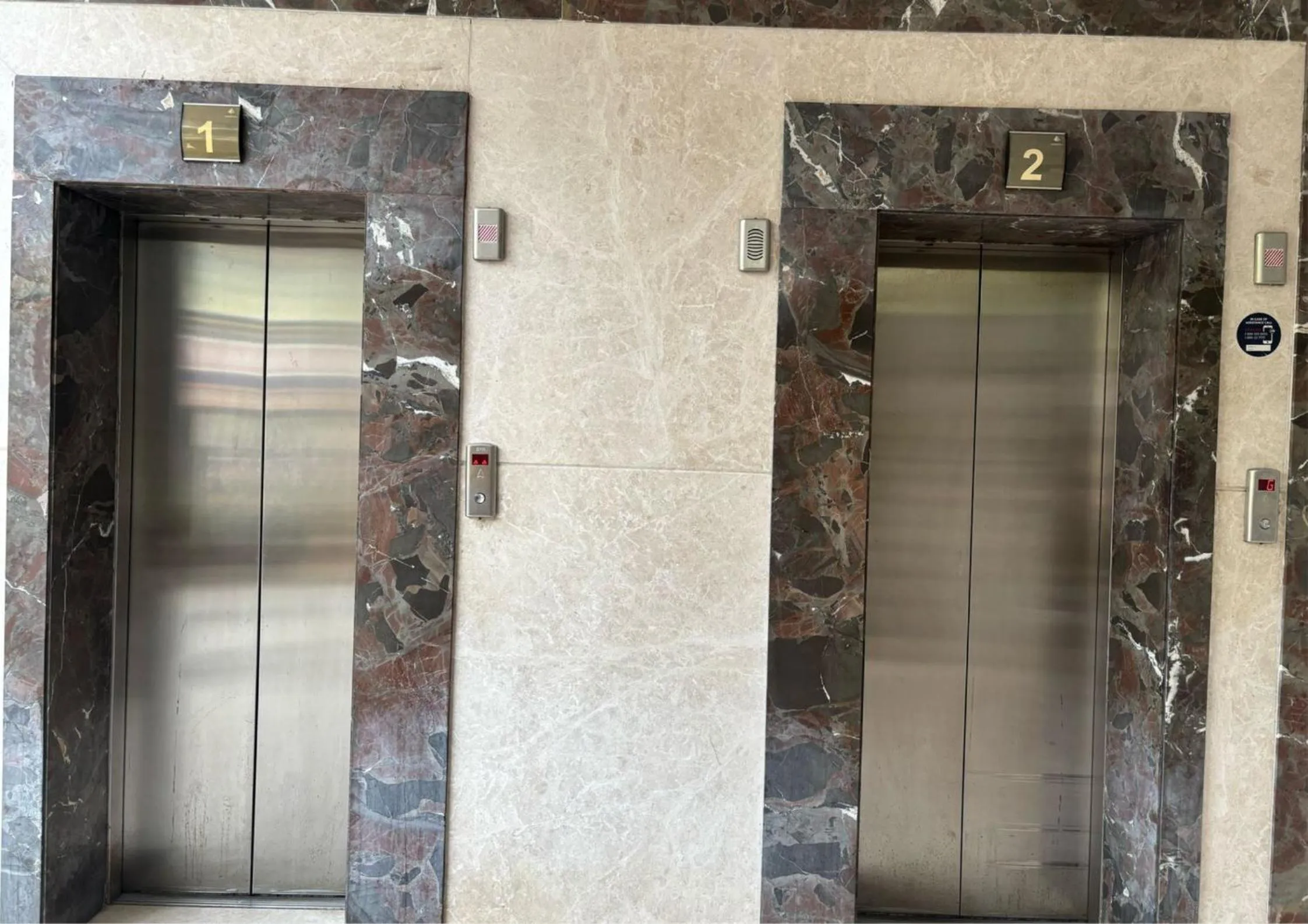 elevator in Hotel Sakinaka Inn