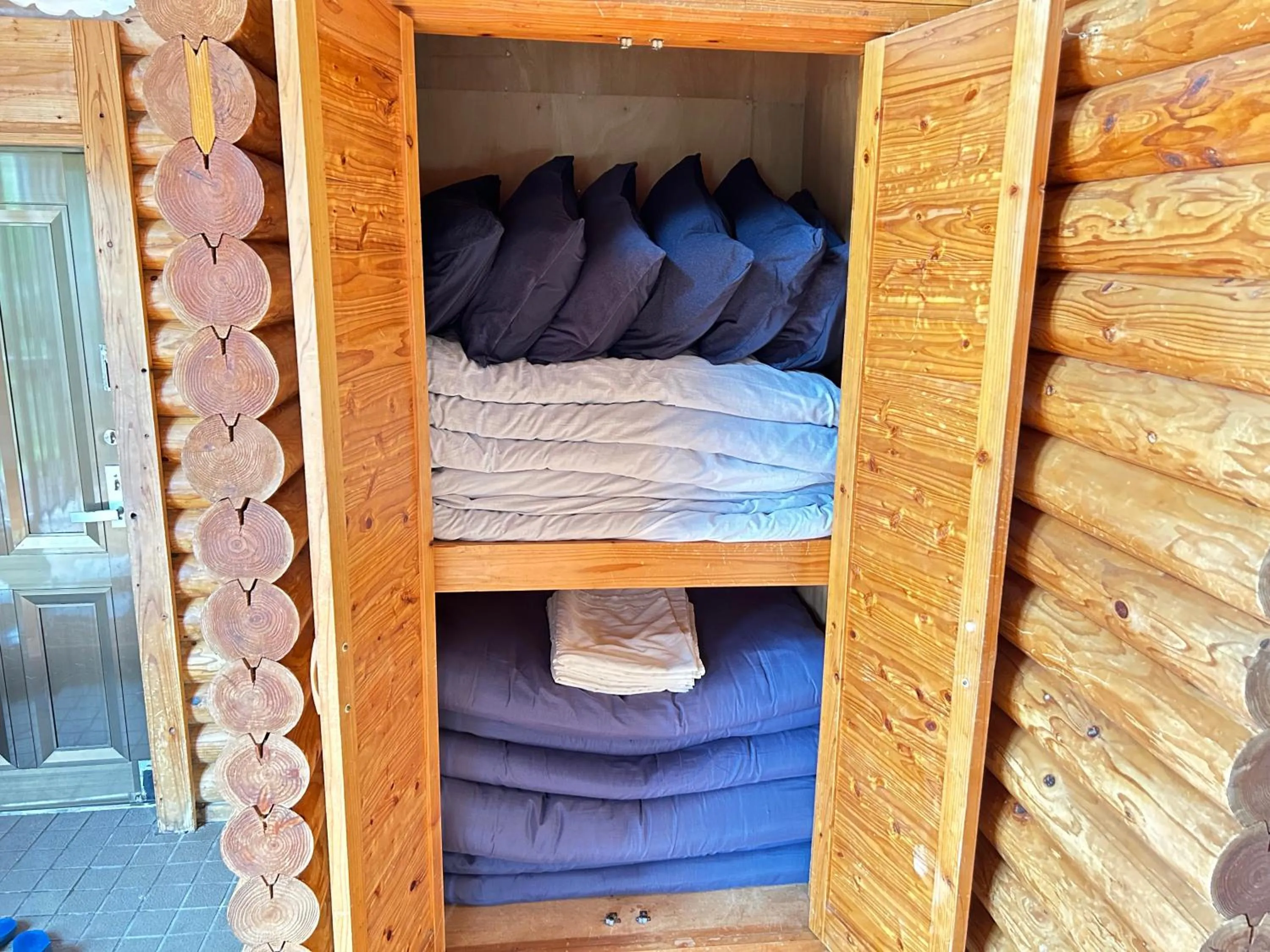 Photo of the whole room in Tokashiki Guest House