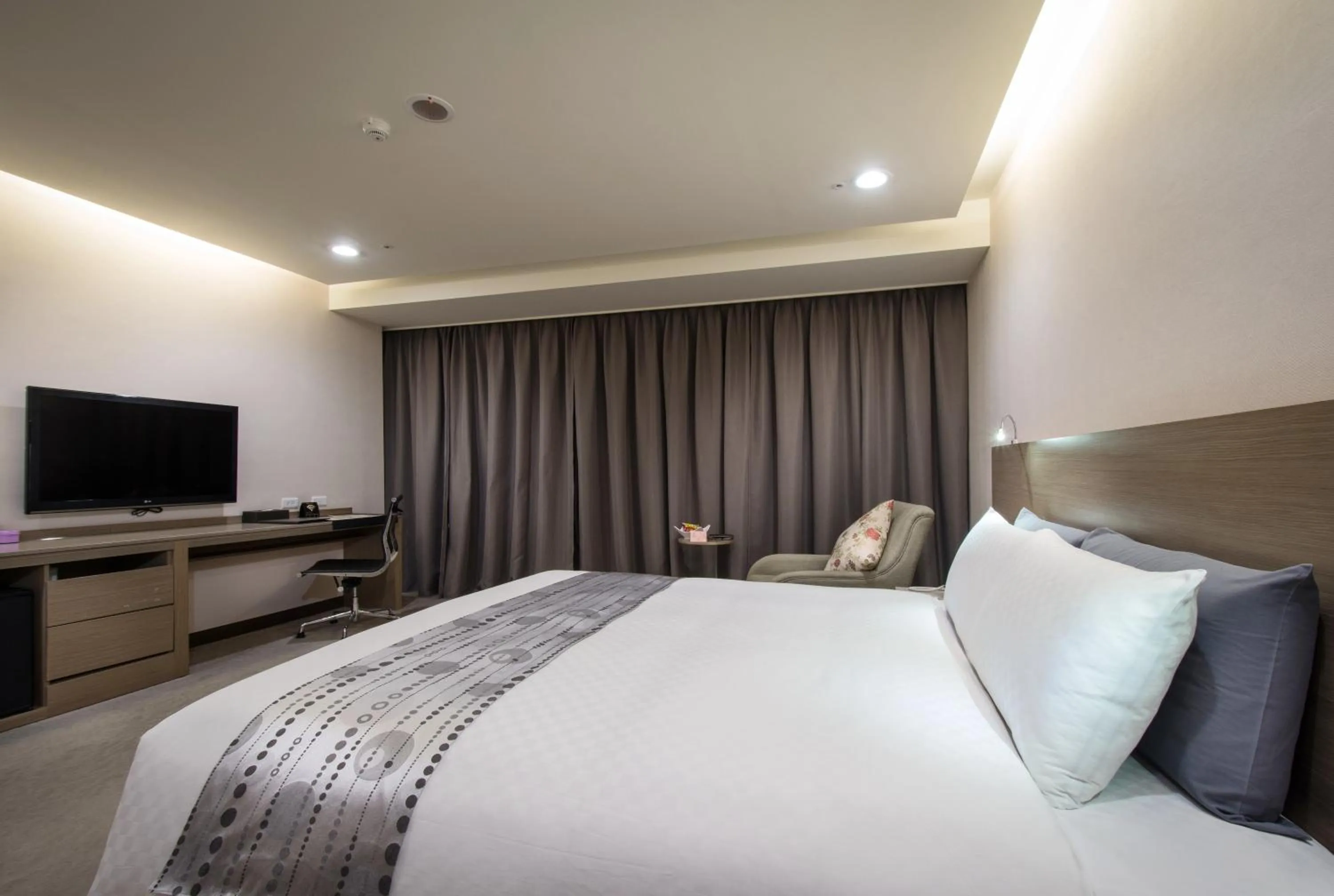 Bed in Zhong Ke Hotel