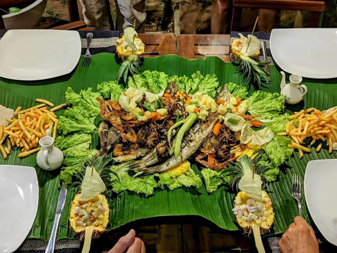 Food in Pavana Hotel