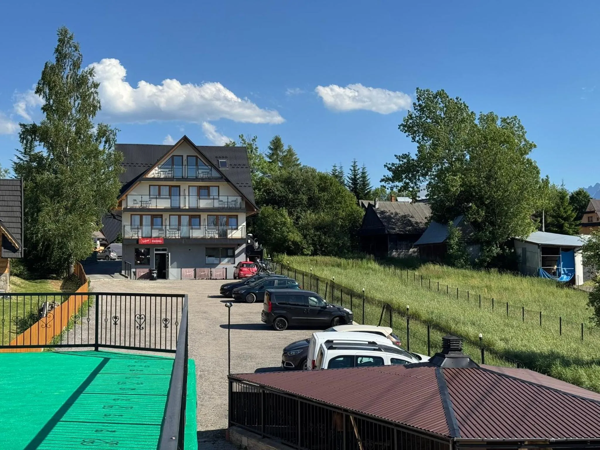 Property building in Willa Modra