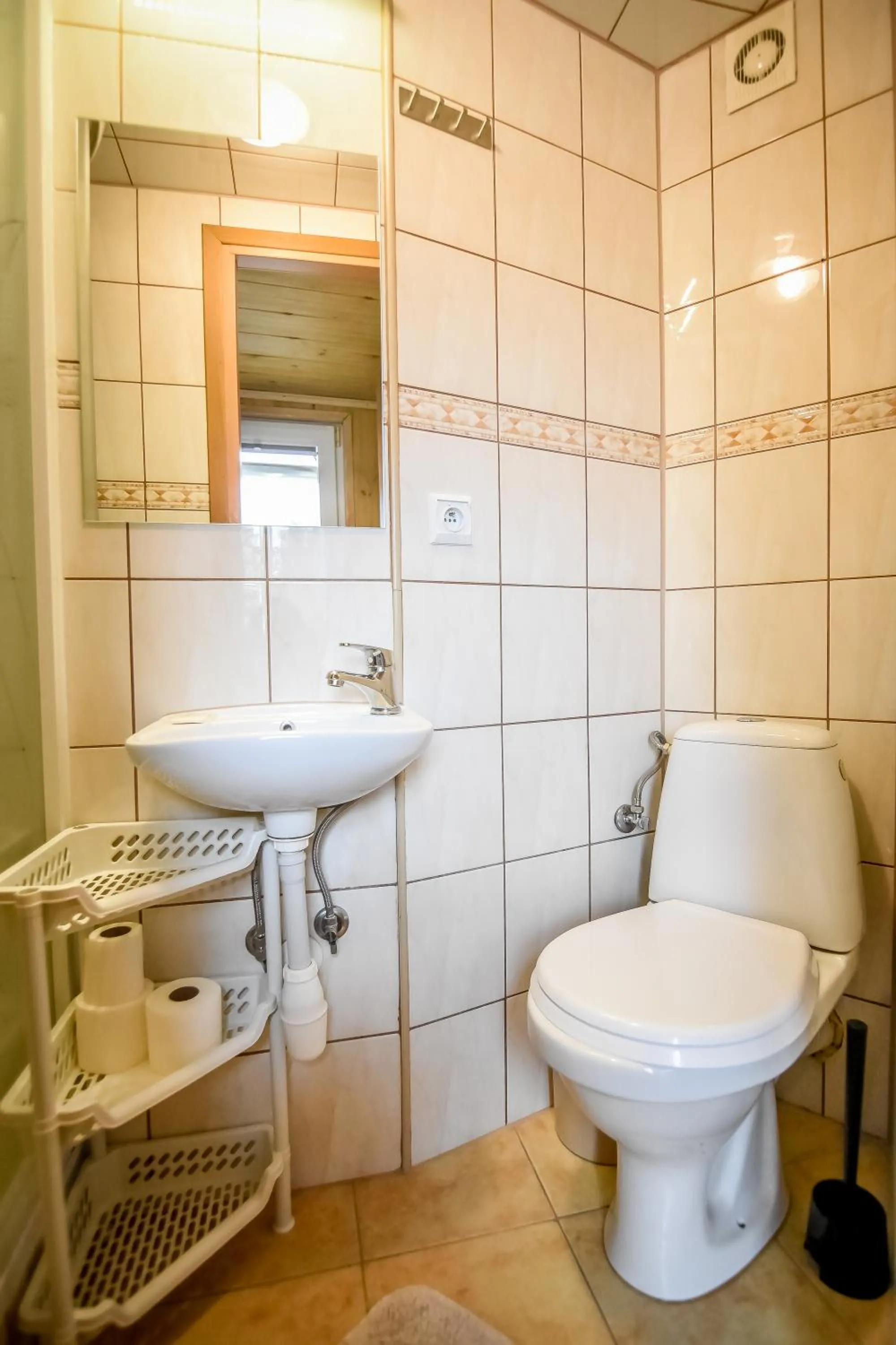 Toilet in Willa Modra