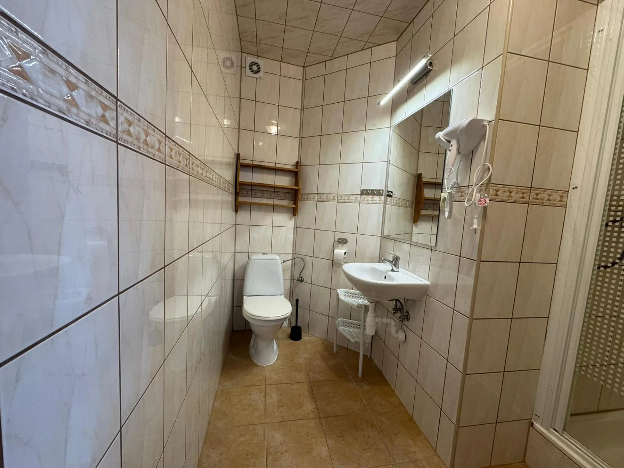 Shower in Willa Modra