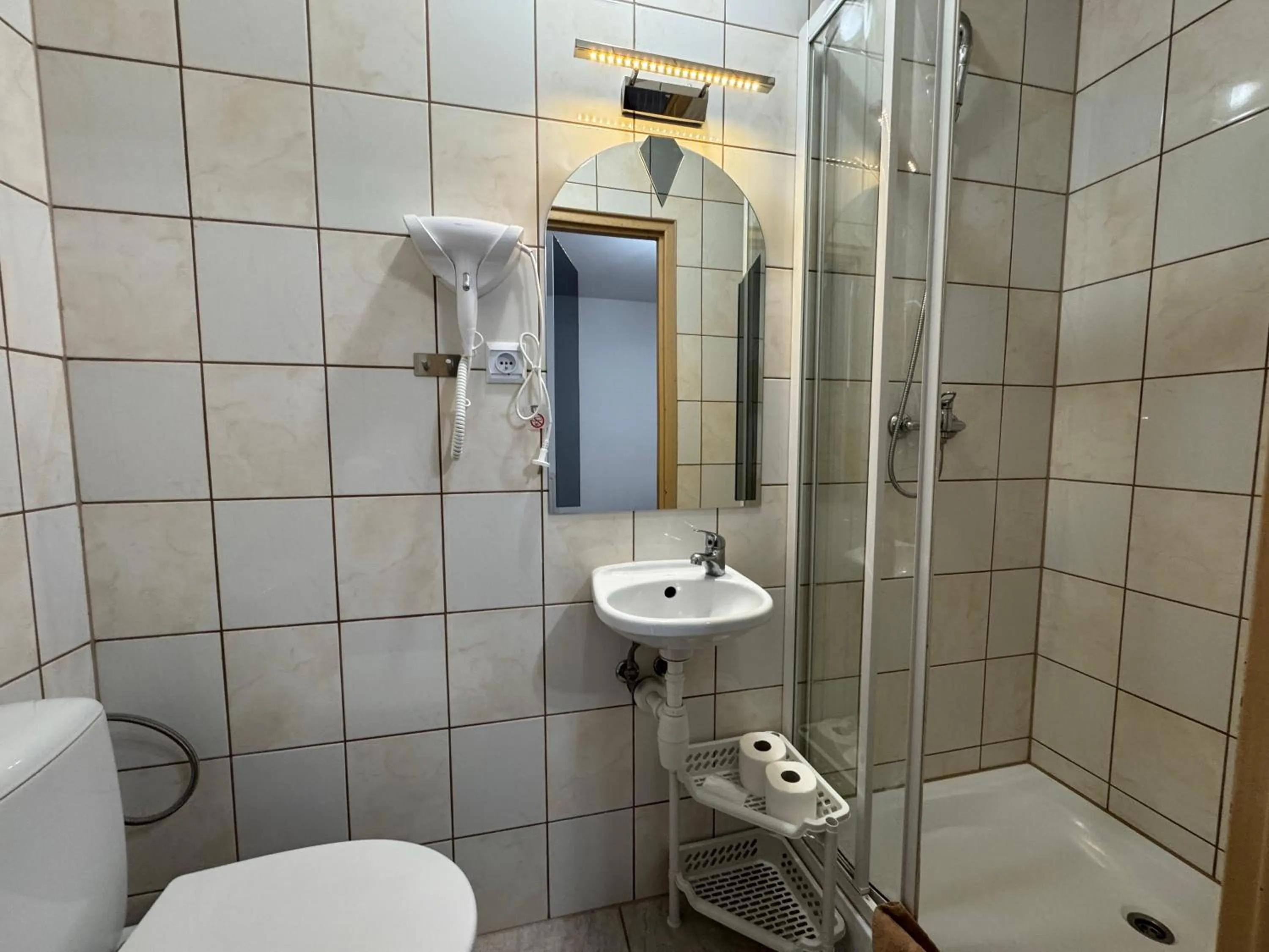 Shower in Willa Modra