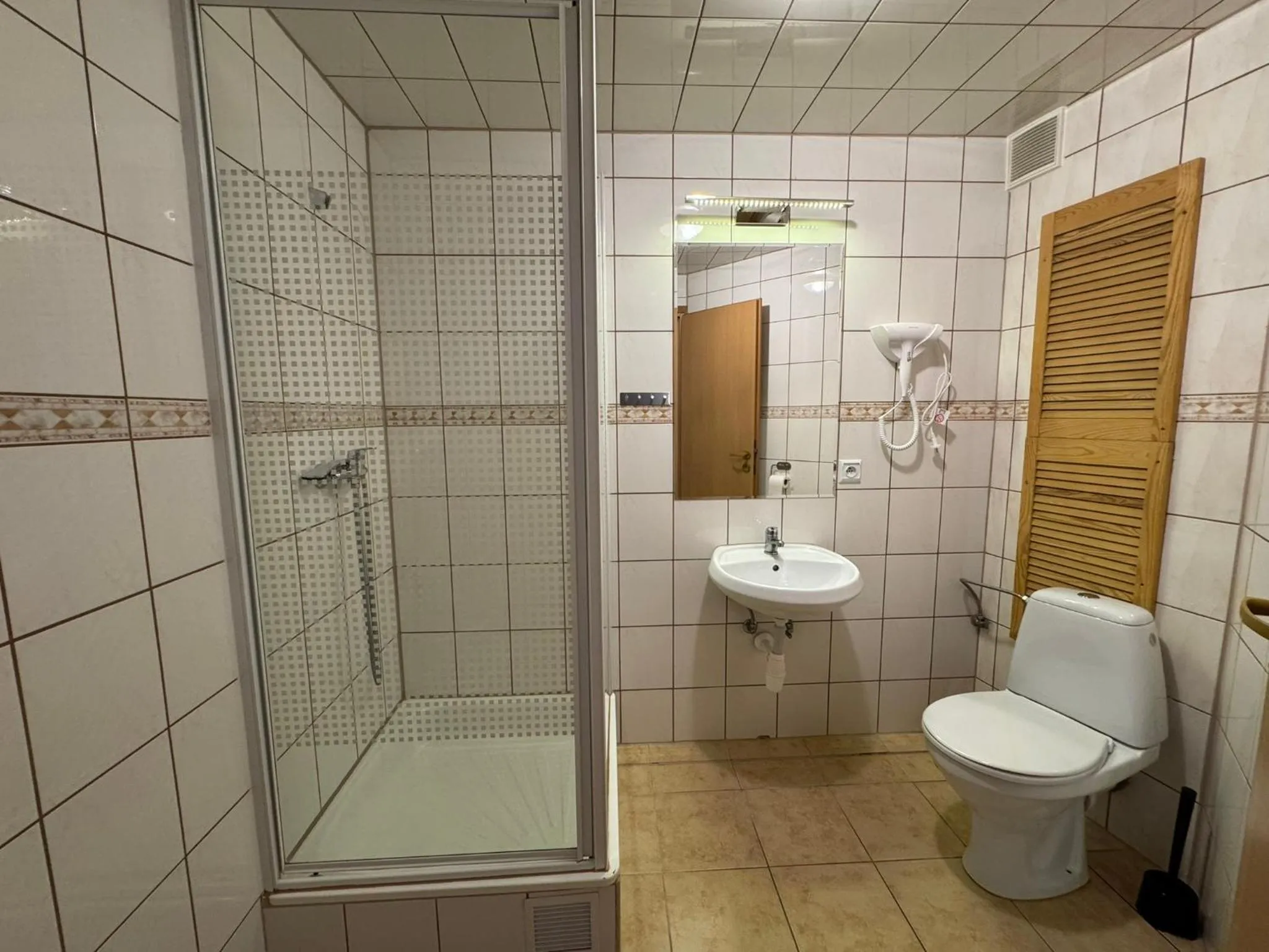 Shower in Willa Modra