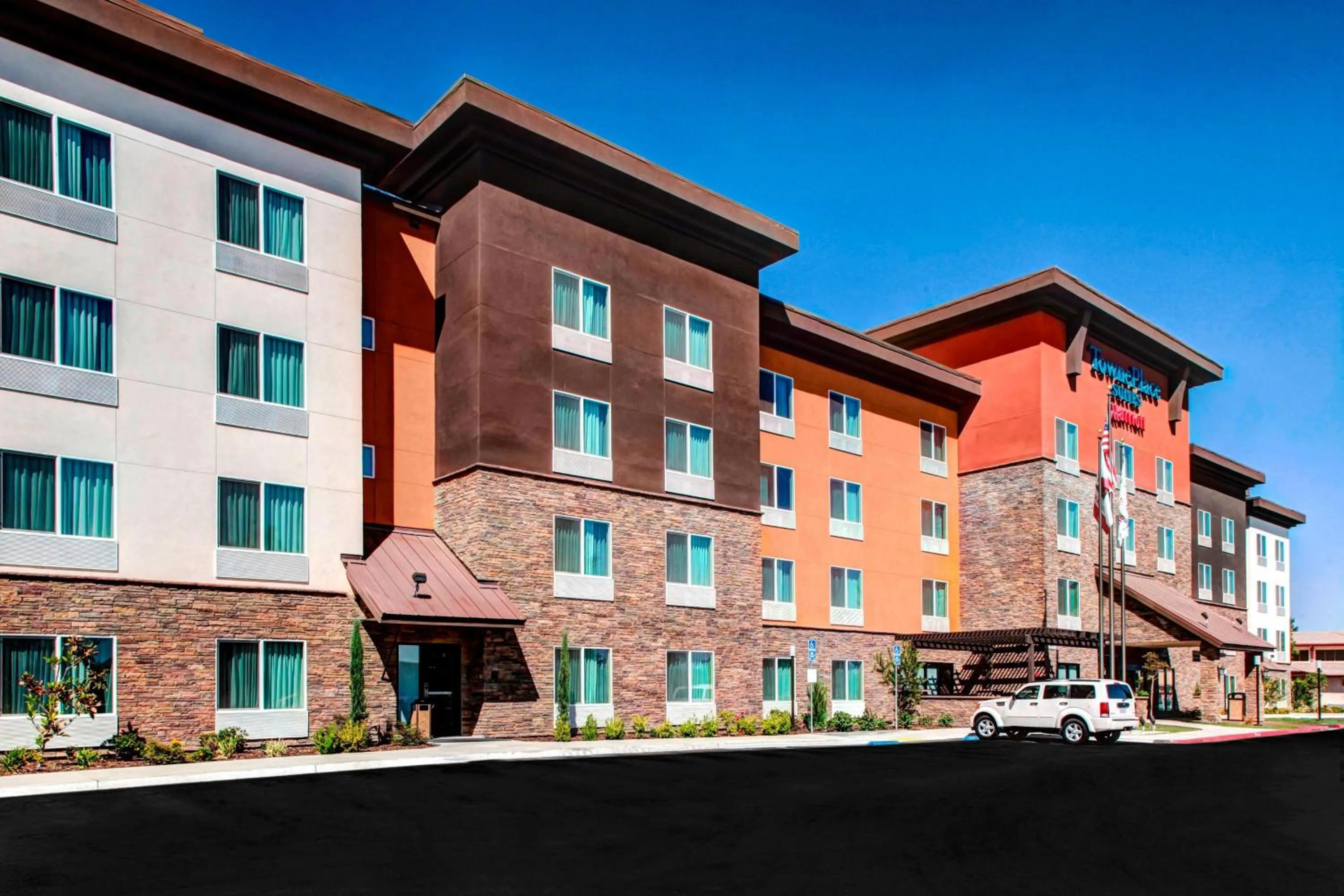 Property building in TownePlace Suites by Marriott Bakersfield West