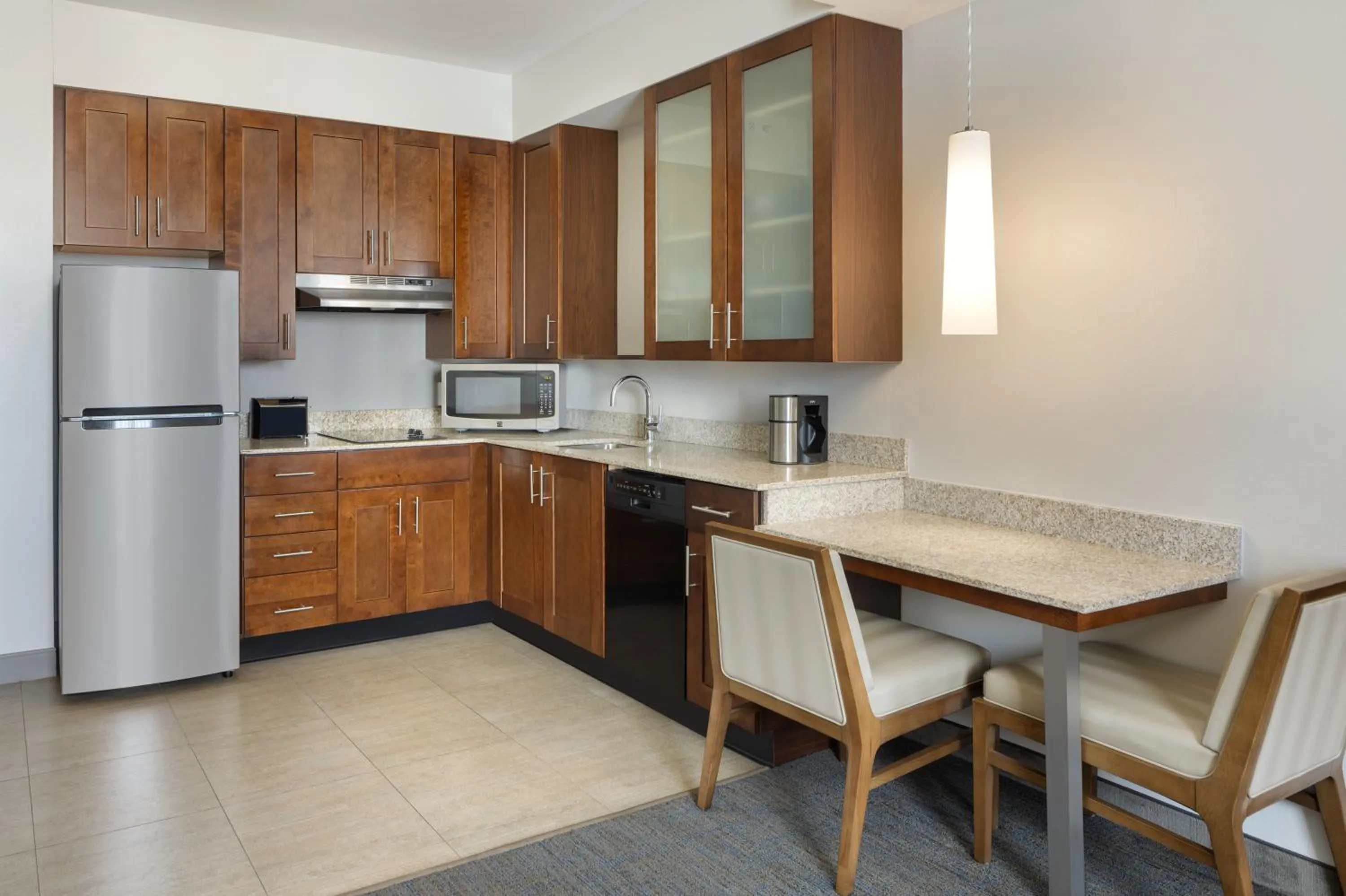 Kitchen or kitchenette in Residence Inn by Marriott Orlando Downtown
