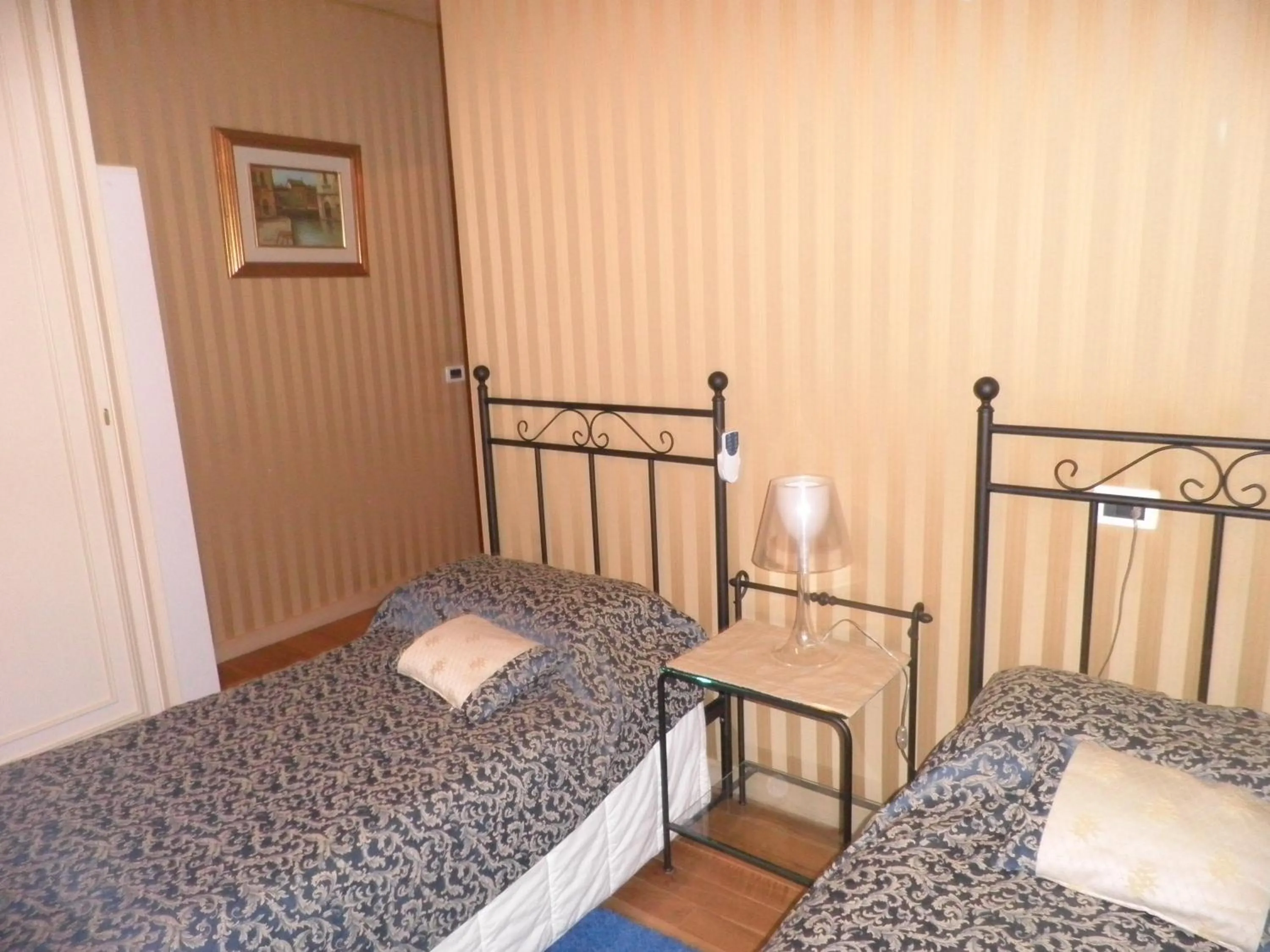 Bedroom, Bed in Ca' Delle Maschere
