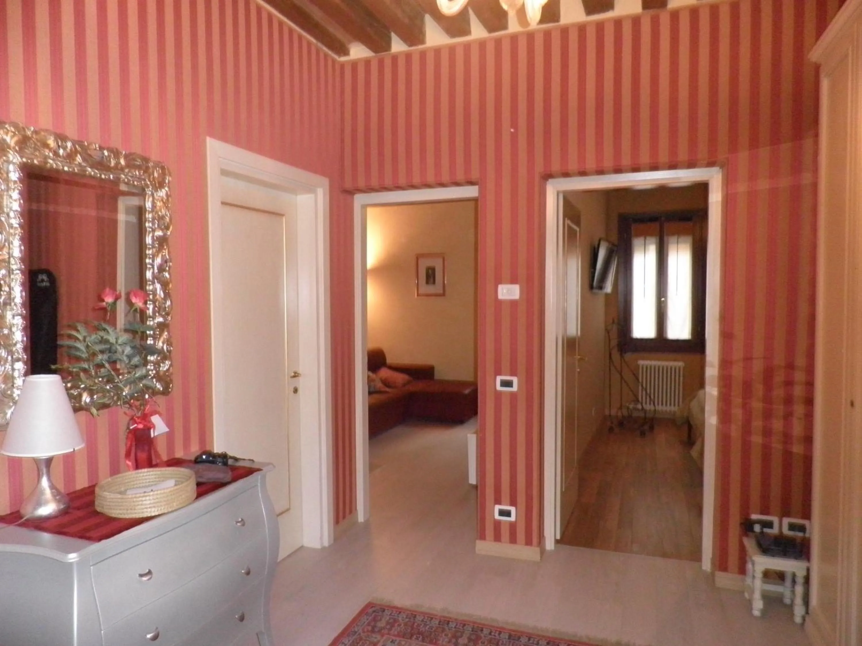 Decorative detail, Bed in Ca' Delle Maschere