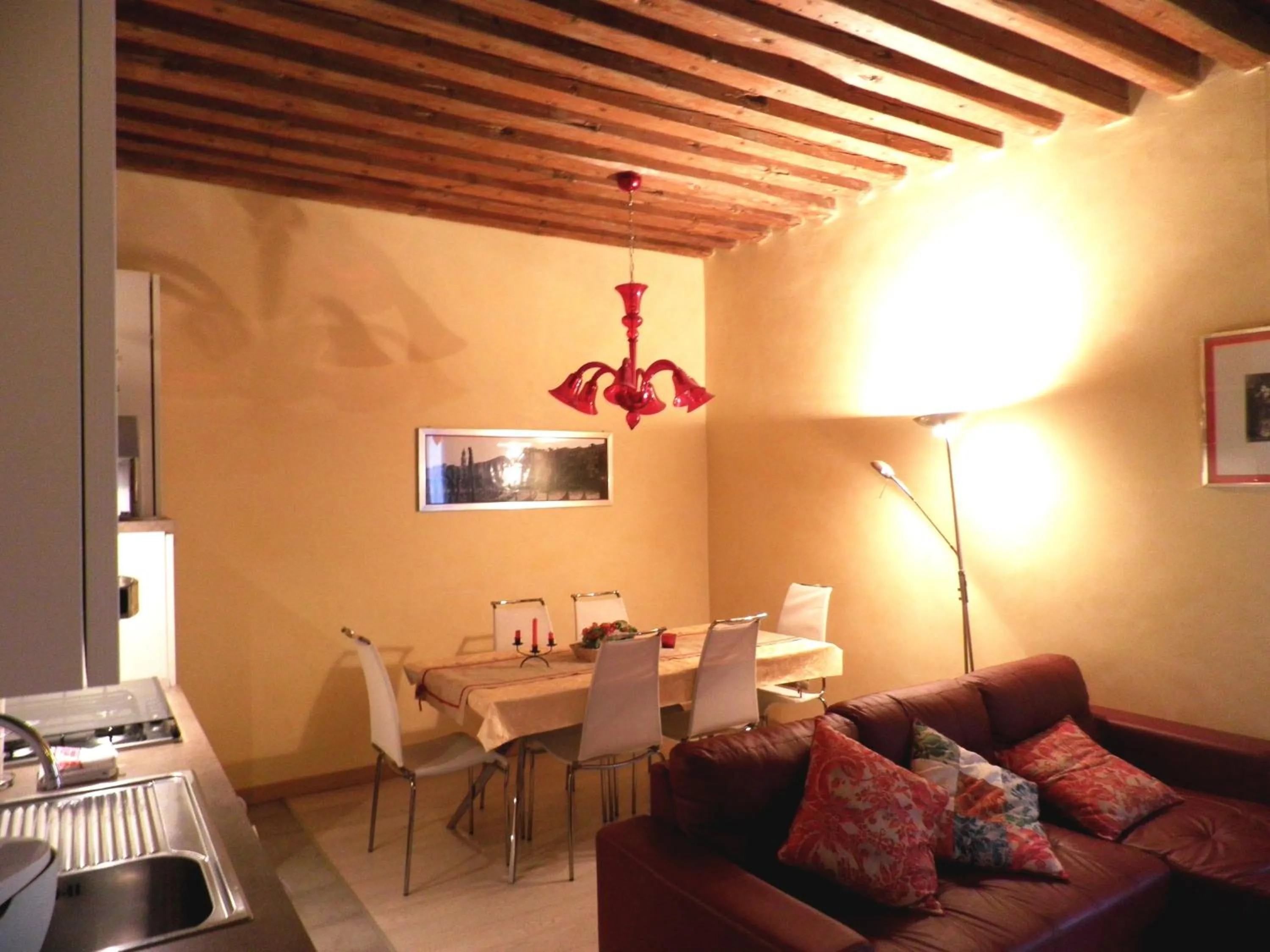 Dining area in Ca' Delle Maschere