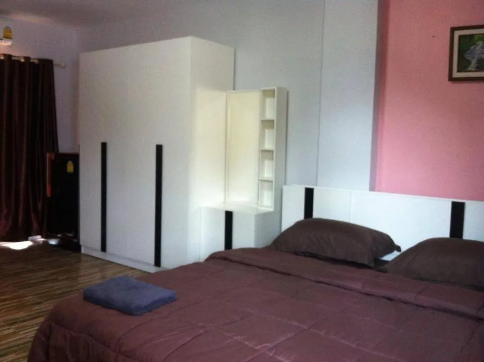 Bed in R2 Apartment Service