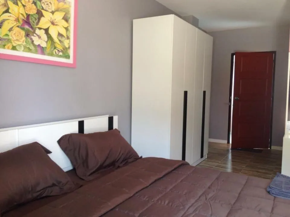 Bed in R2 Apartment Service