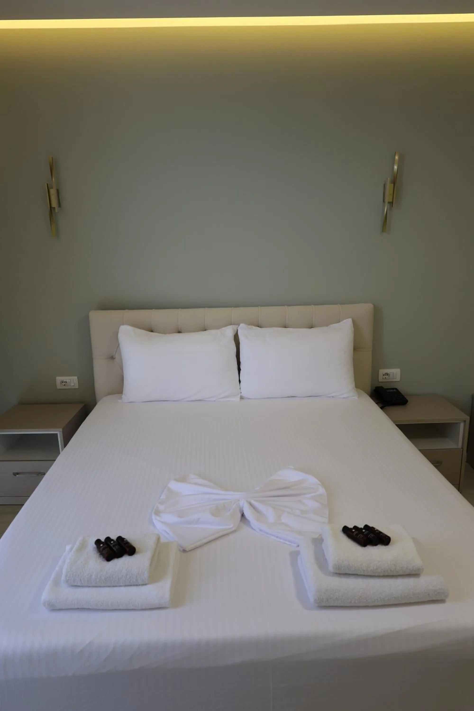 Bed in London Restaurant Hotel