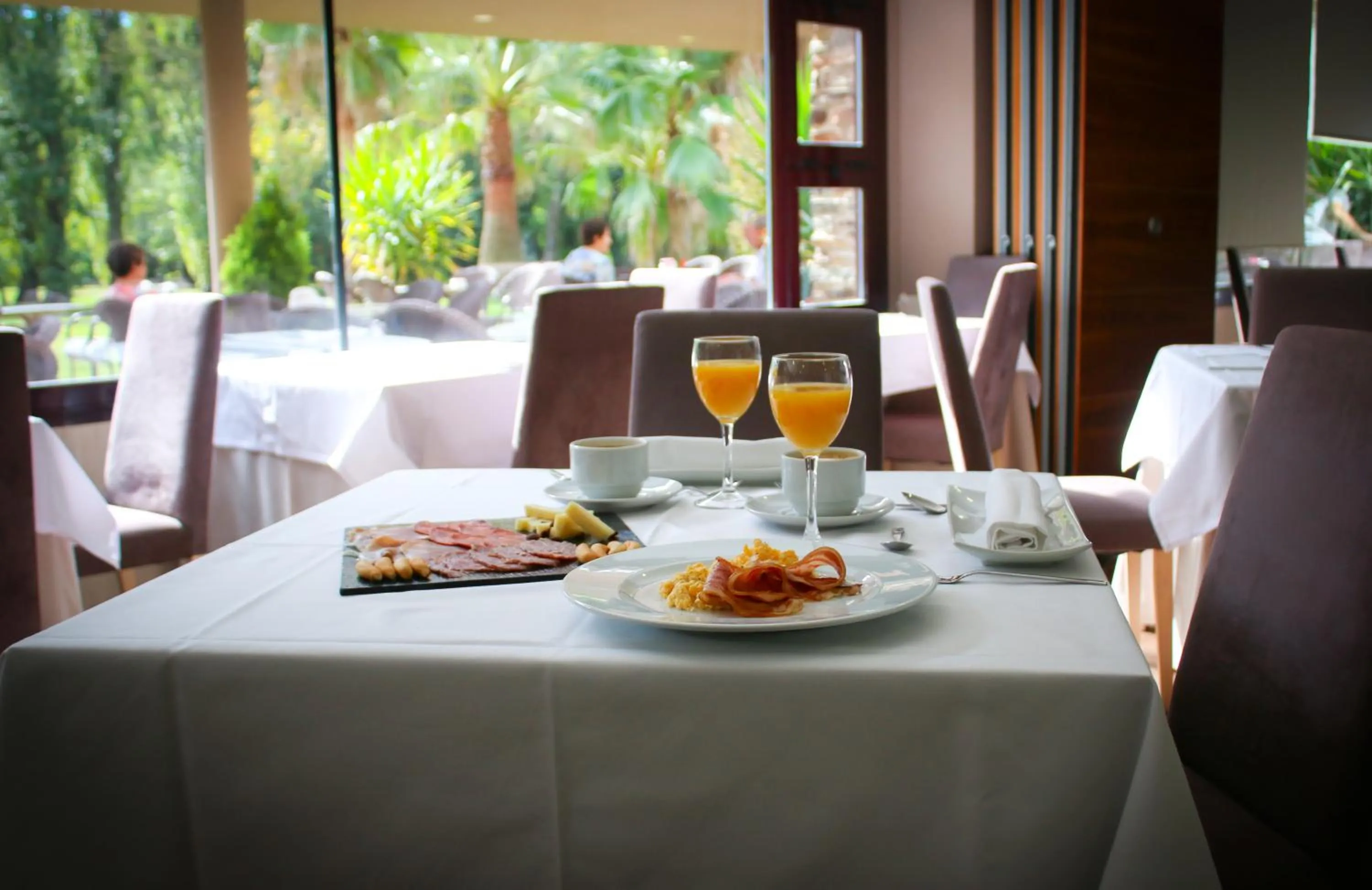 Restaurant/places to eat in Hotel Balneario Valle del Jerte