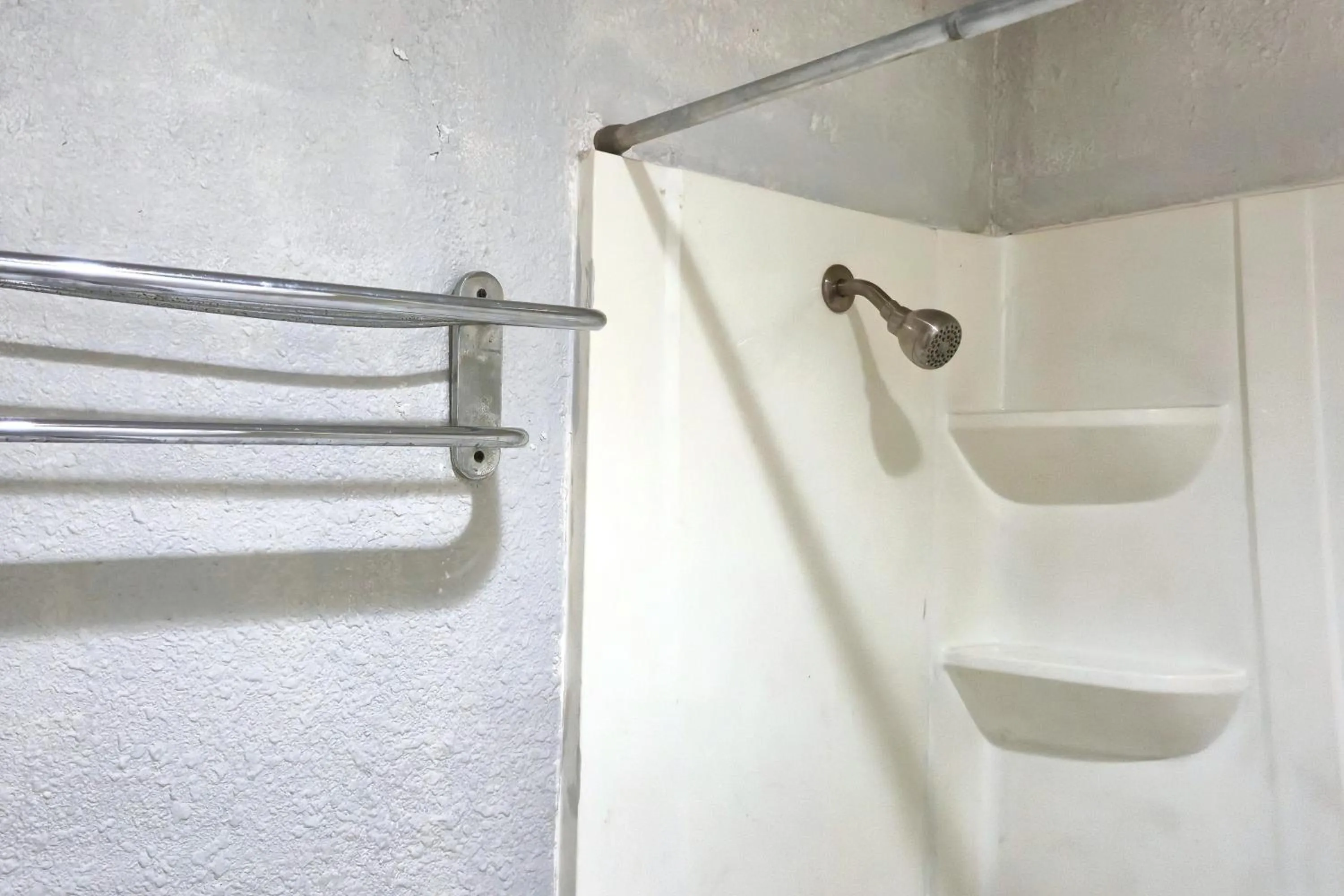 Shower in Deluxe Inn Motel By OYO Grand Prairie Interstate 30