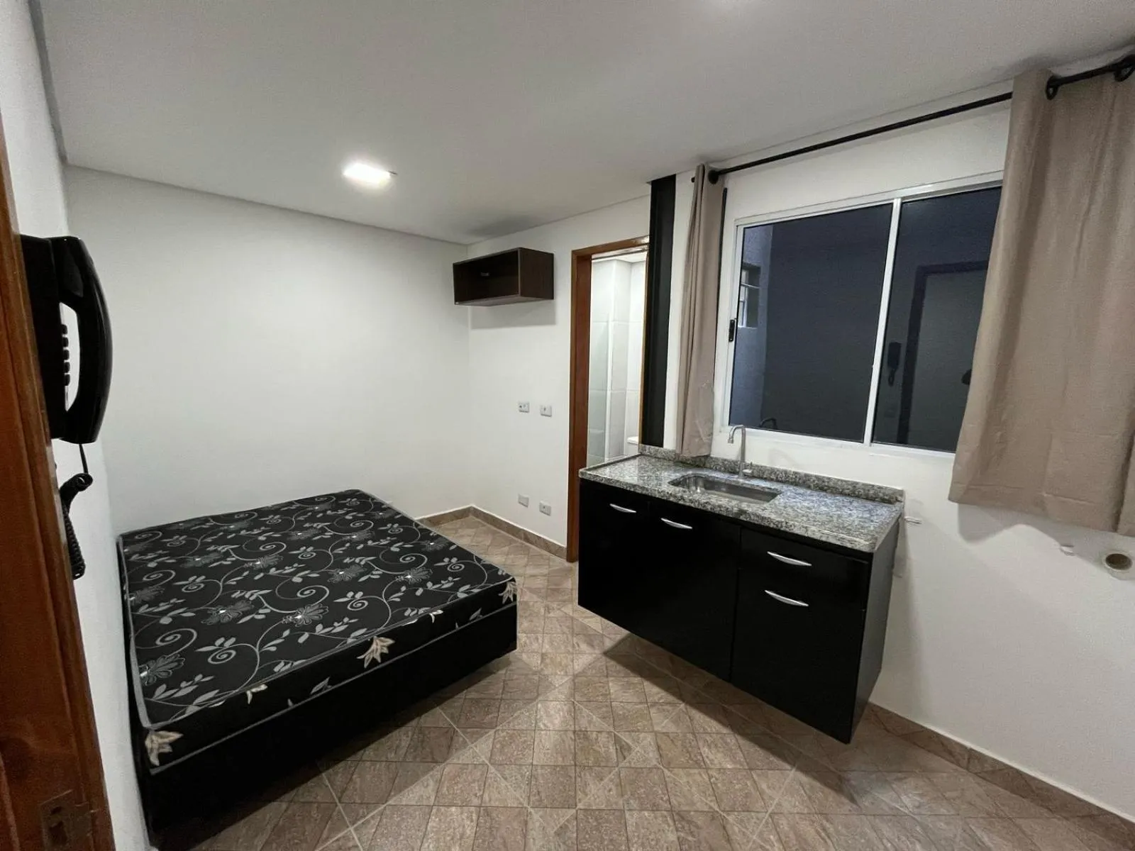 Executive Suite in Condomínio Residencial Vitória 3