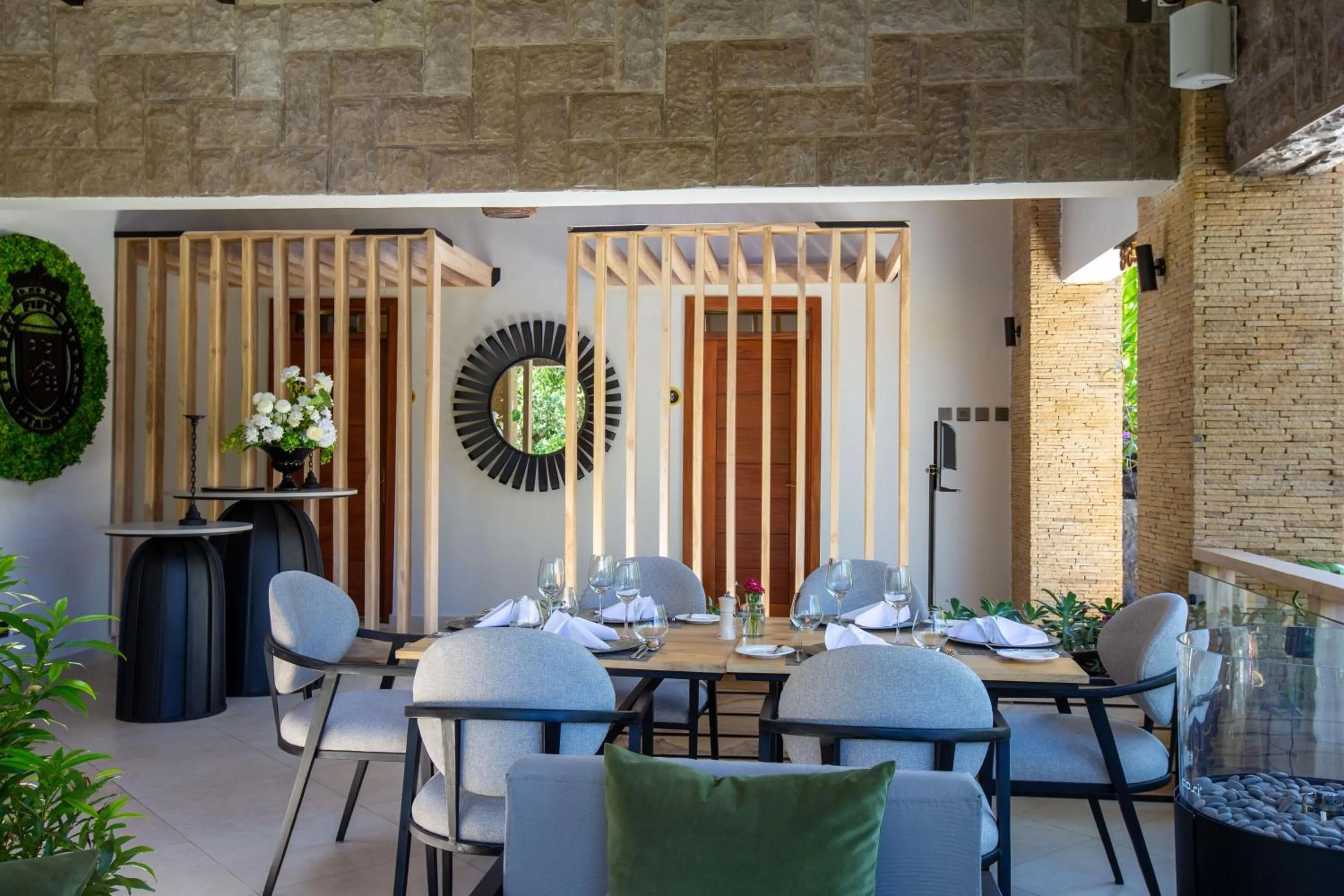 Restaurant/places to eat in Pax Manor Muthaiga