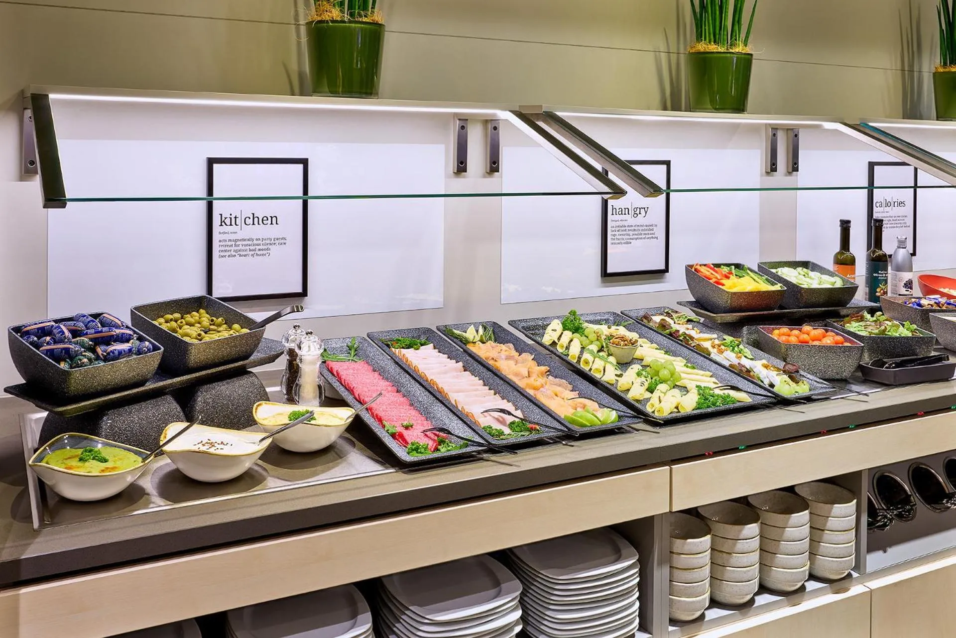 Buffet breakfast in Aloft Stuttgart