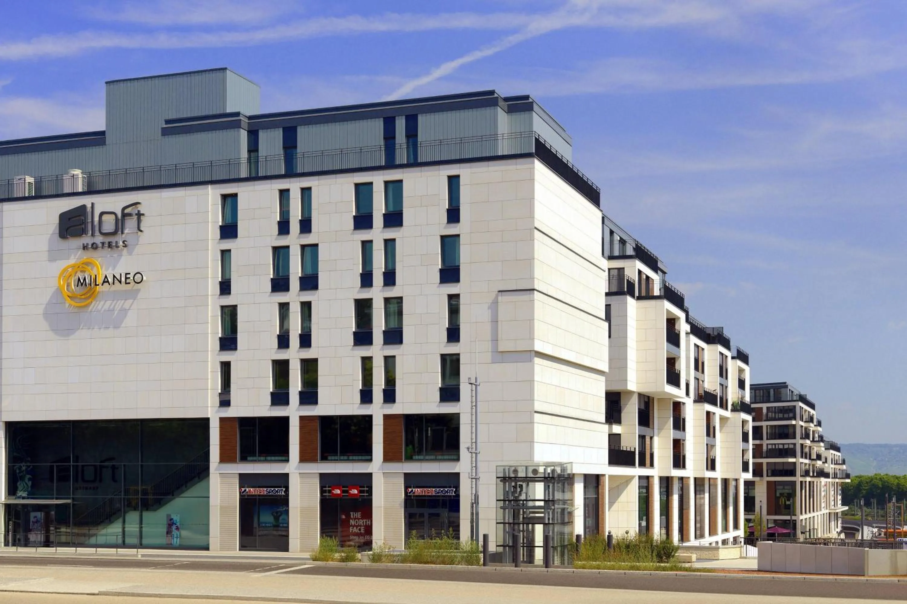 Property building in Aloft Stuttgart