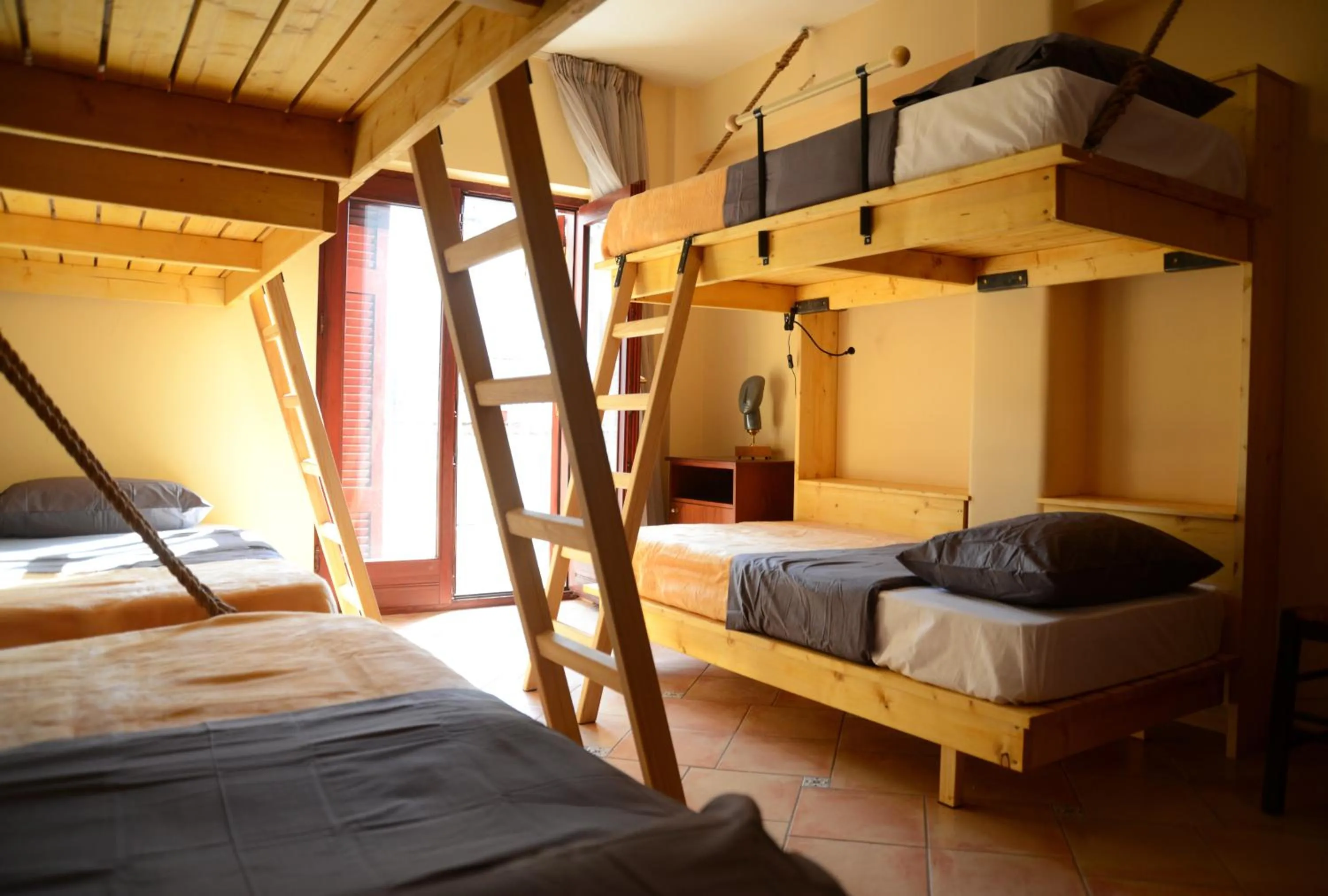 Day, Bed in Crossroads