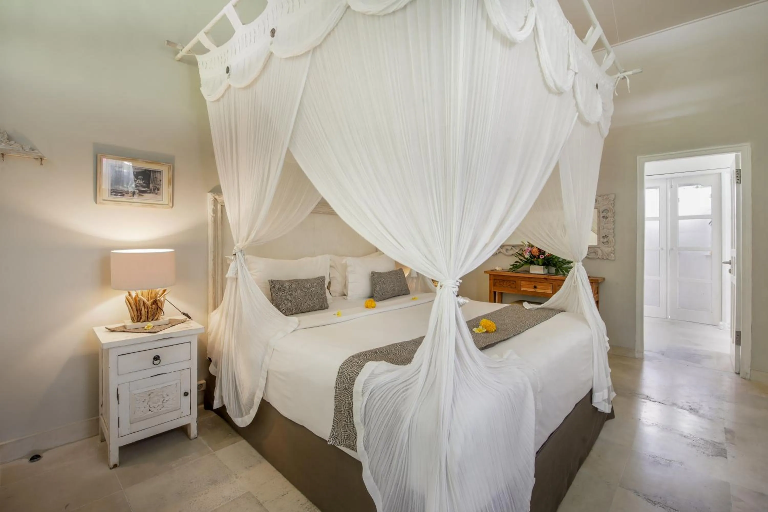 Bedroom, Bed in Villa Lodek Deluxe