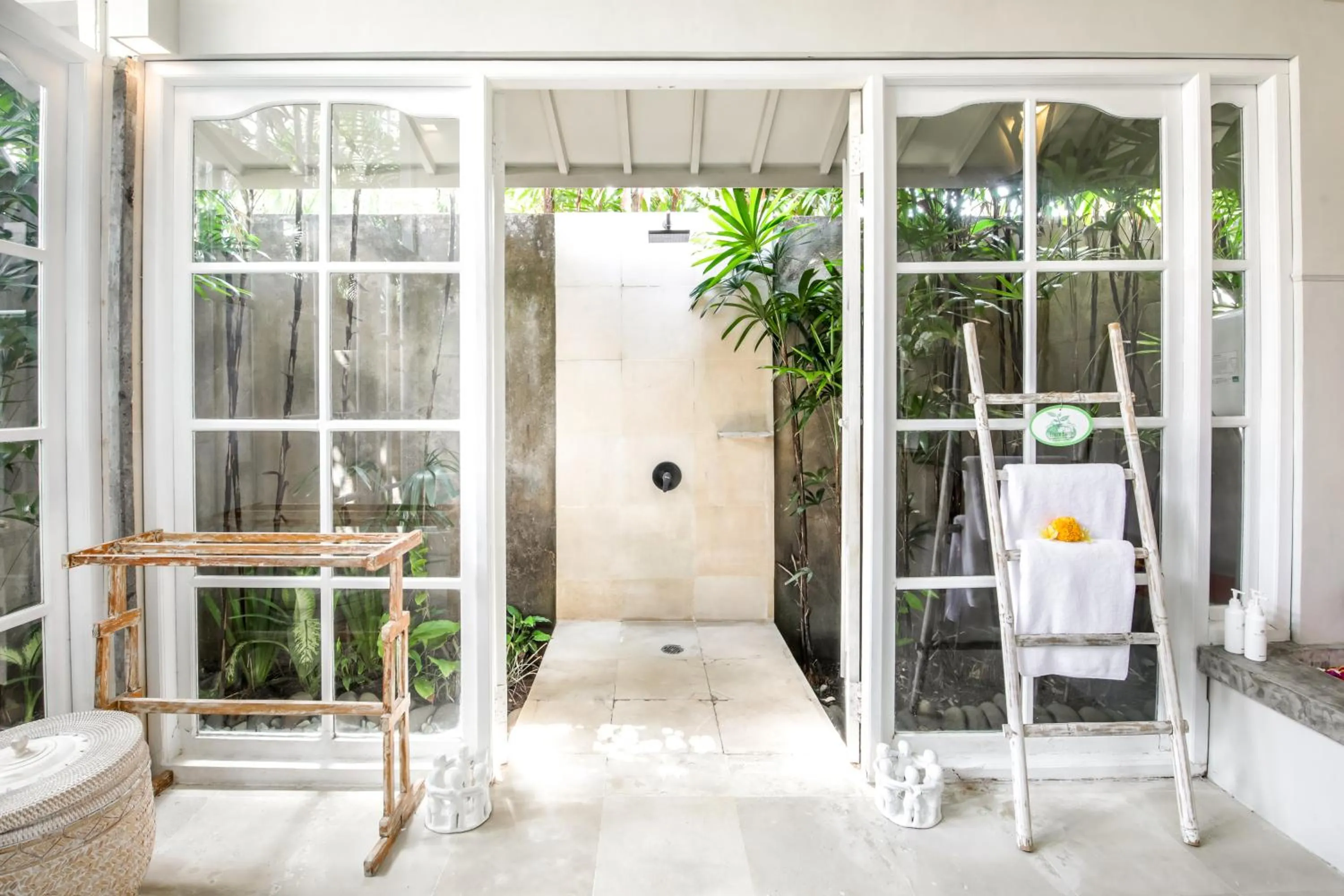 Shower in Villa Lodek Deluxe