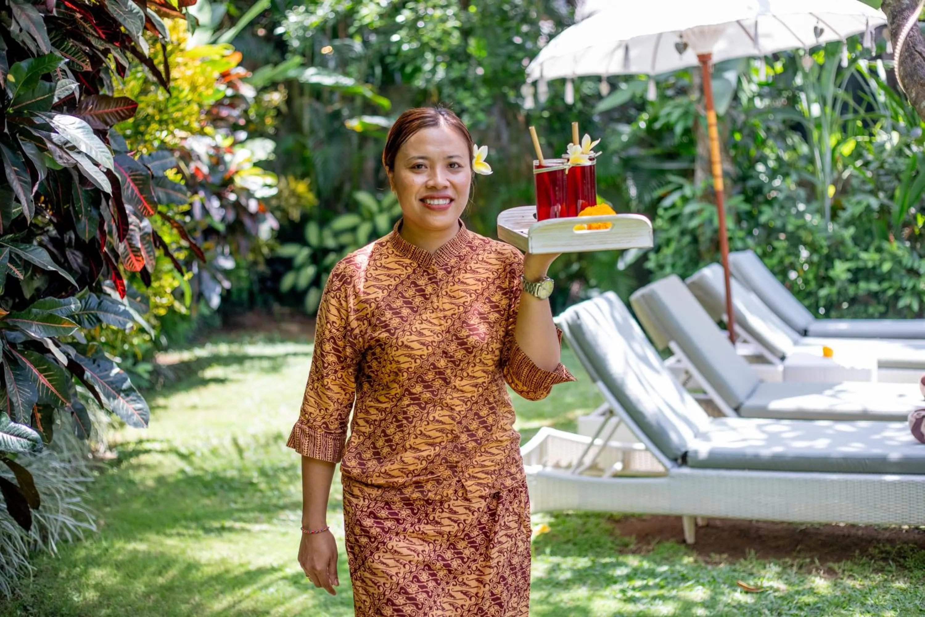 Staff in Villa Lodek Deluxe