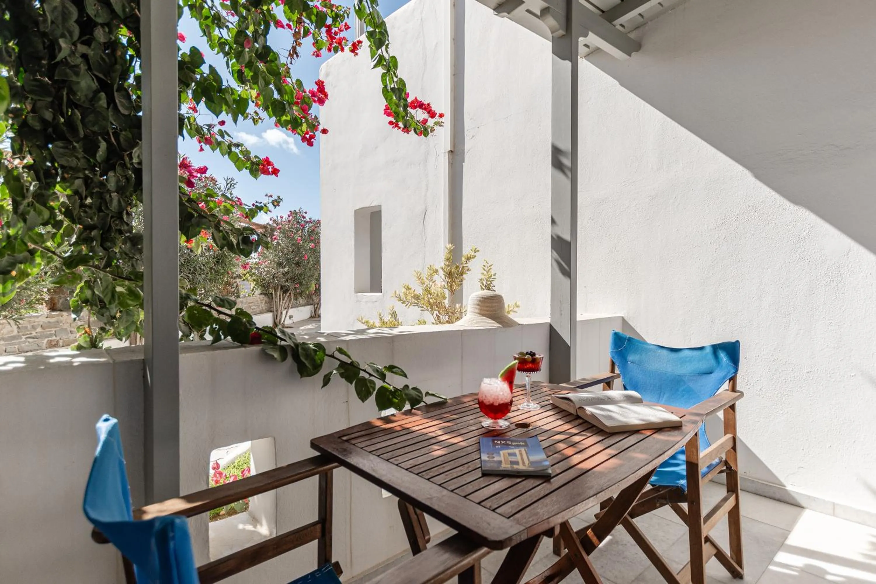 Property building in Golden Sand