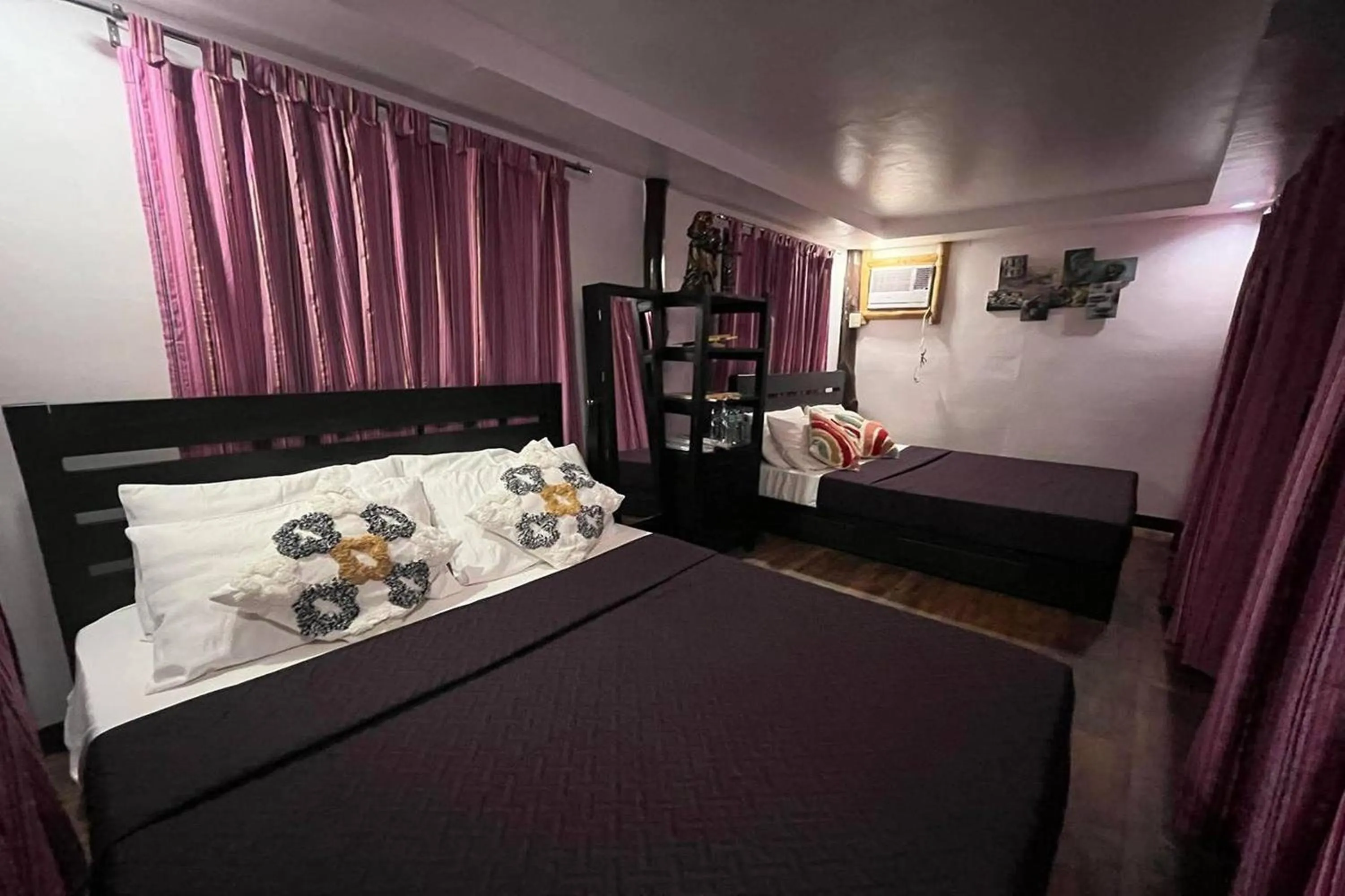 Bed in Balai Balatong Ilocos near Laoag Airport