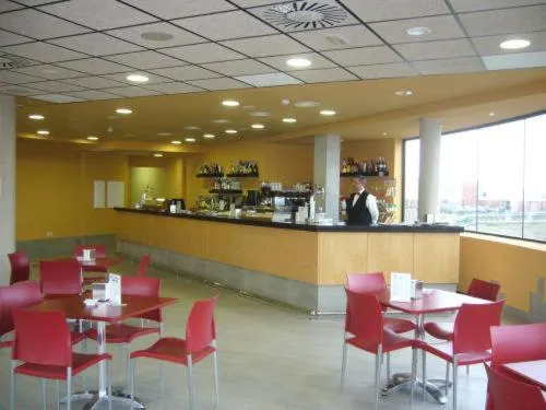 Lounge or bar in Hotel Alfinden