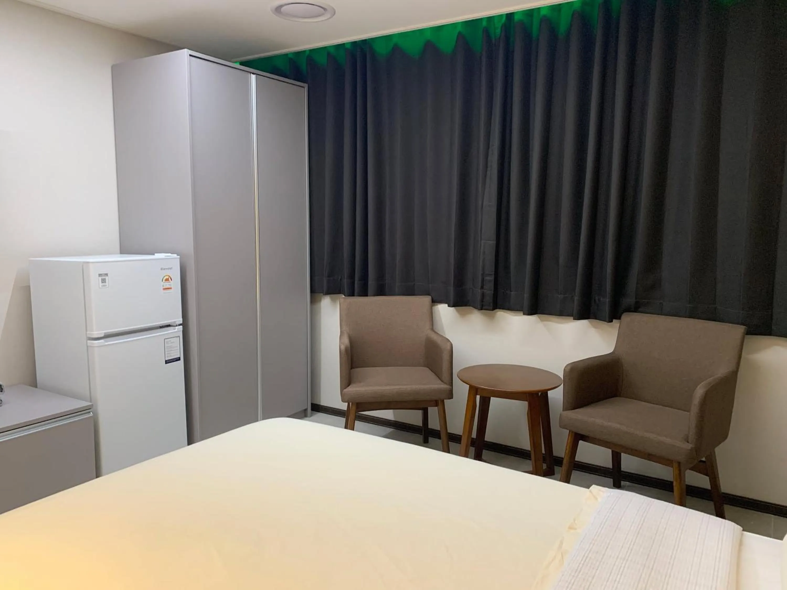 Bed in Hotel Kaya Puerto Galera