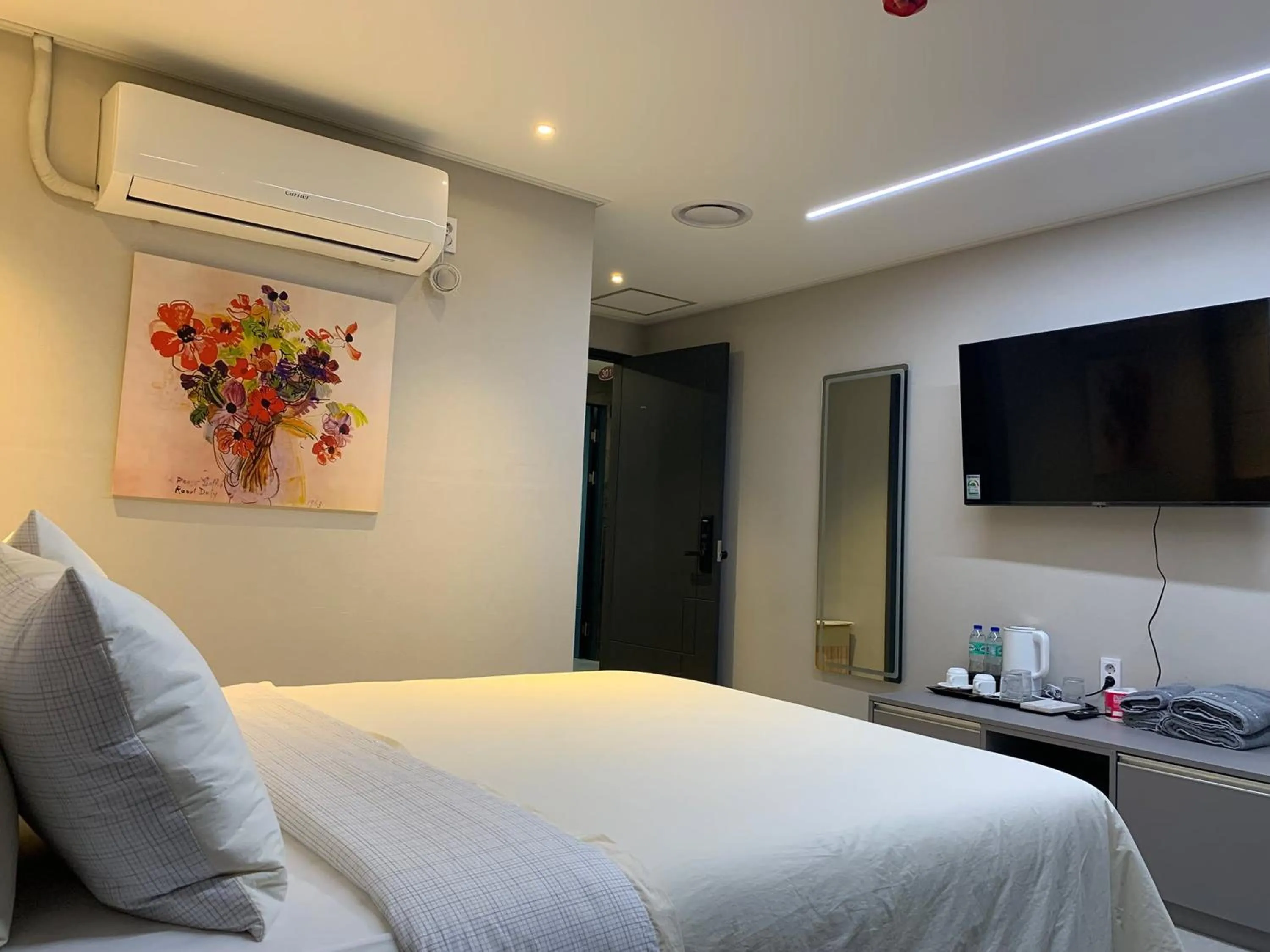 Bed in Hotel Kaya Puerto Galera