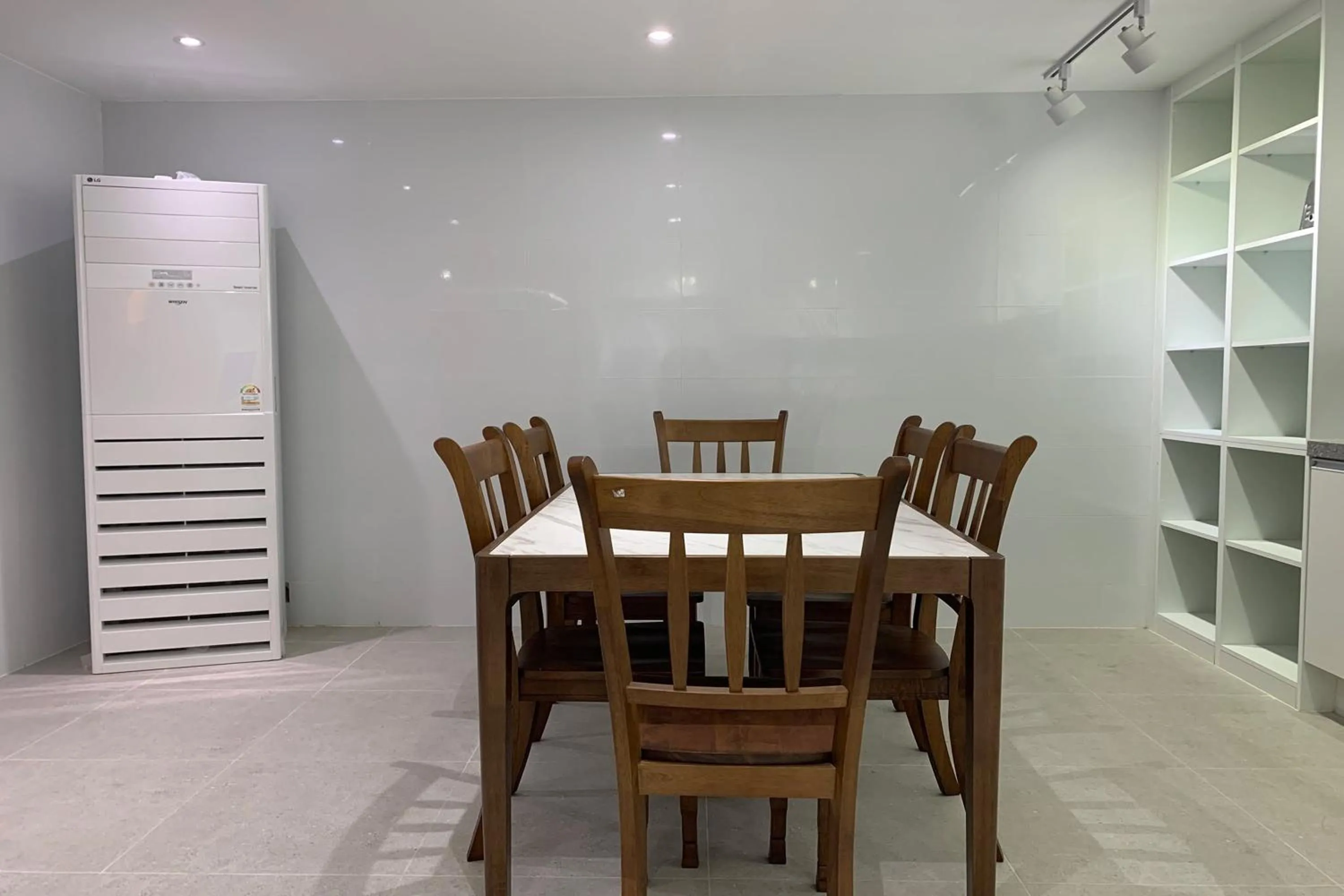 Kitchen or kitchenette in Hotel Kaya Puerto Galera