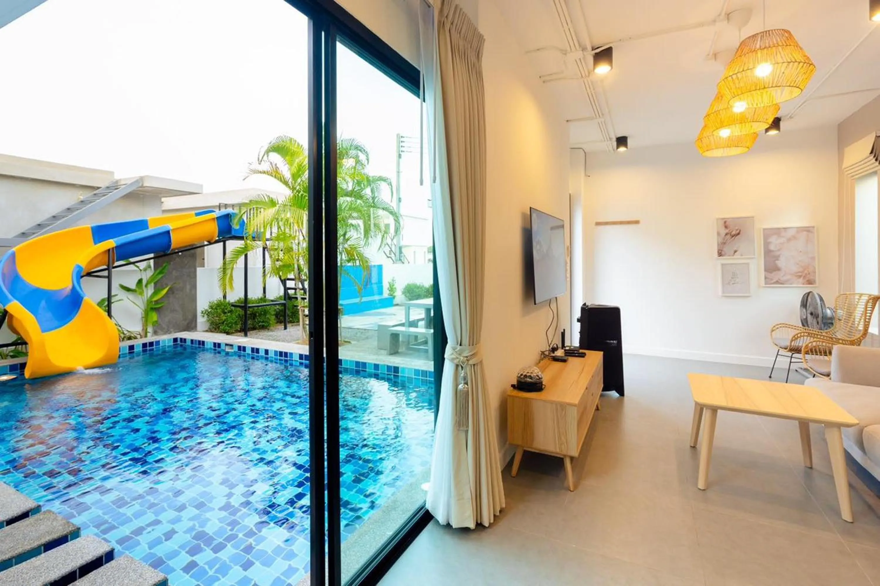 Swimming pool in The Modern Pool Villa Hua Hin
